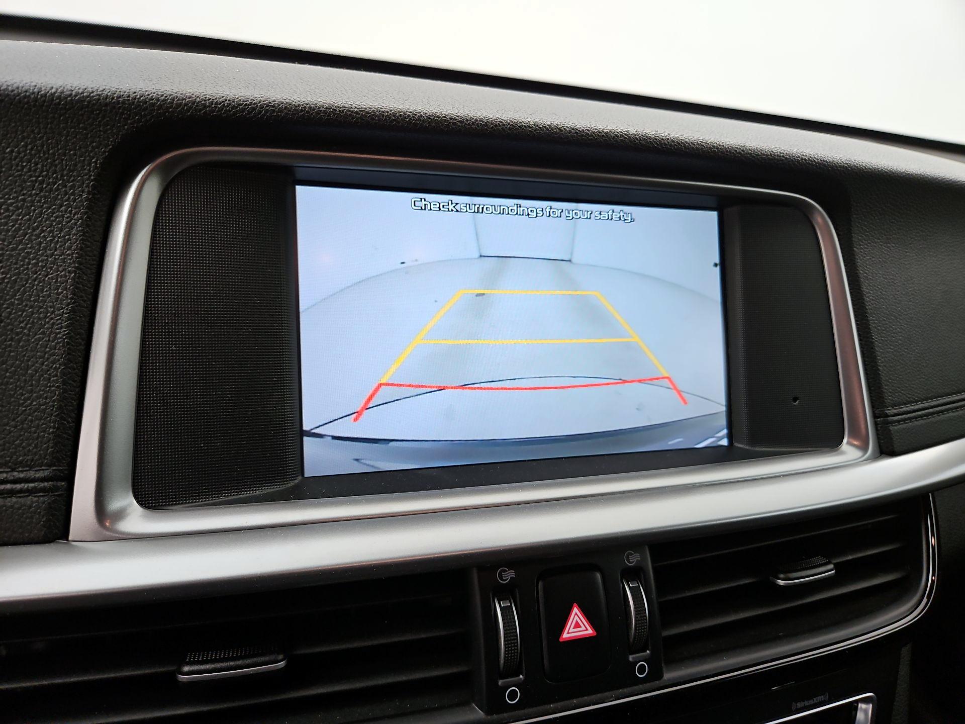 Thumbnail: 2019 Kia Optima - 14