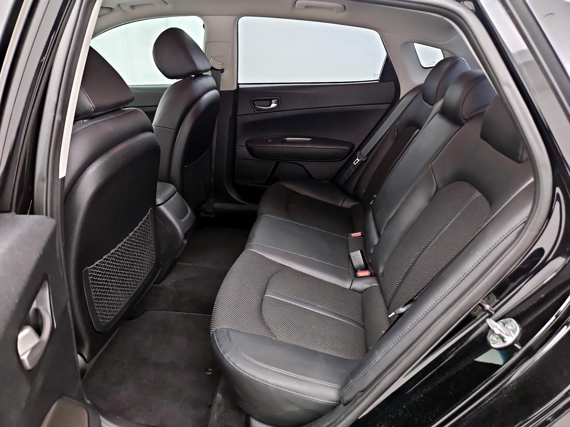 Thumbnail: 2019 Kia Optima - 19