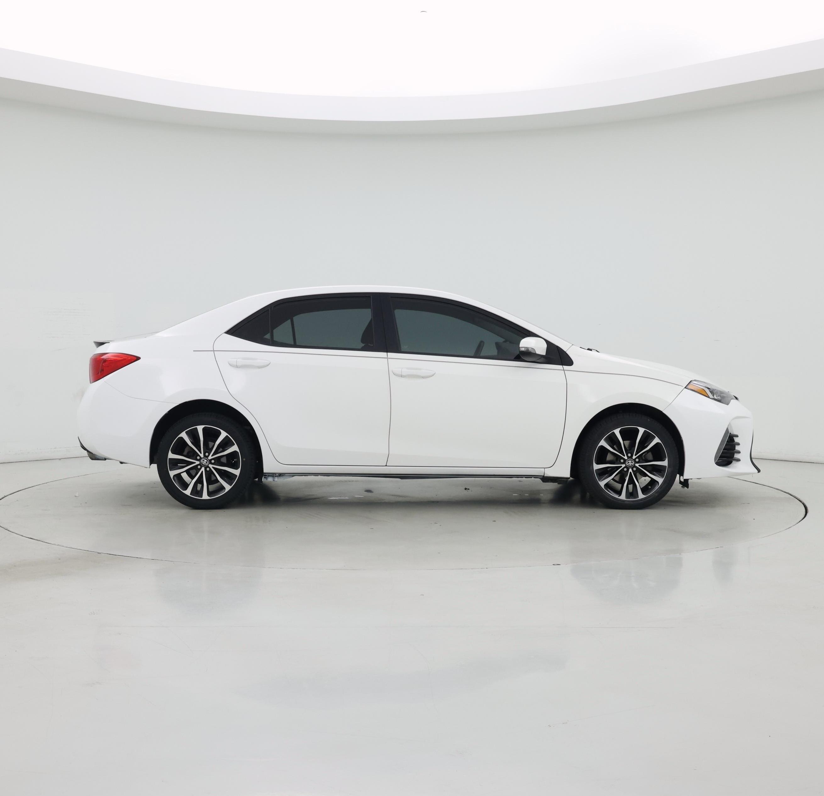 Thumbnail: 2017 Toyota Corolla - 7