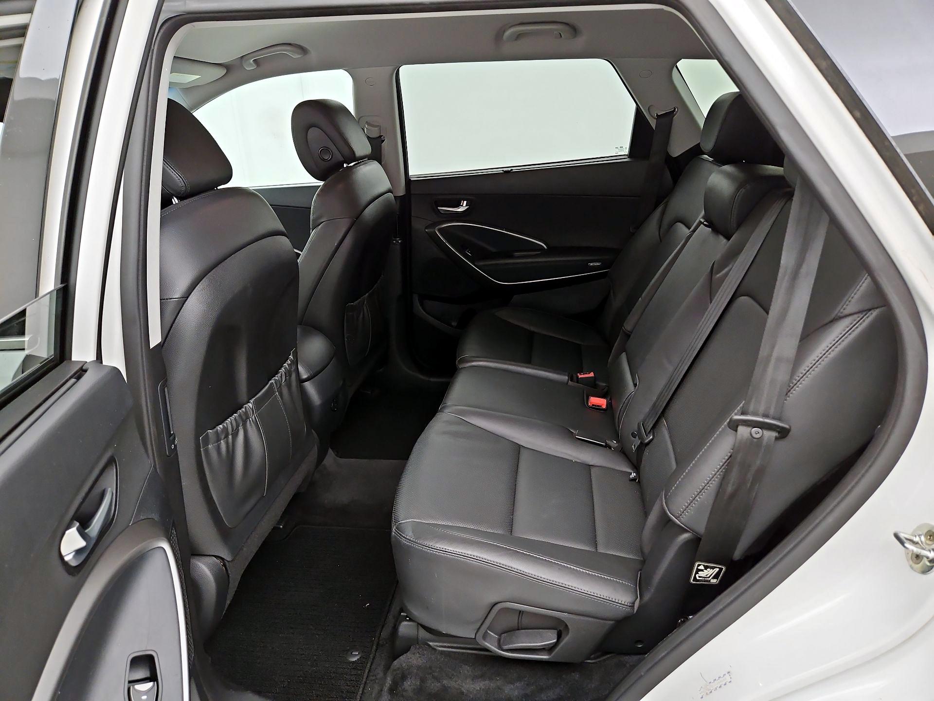 Thumbnail: 2018 Hyundai Santa Fe - 18