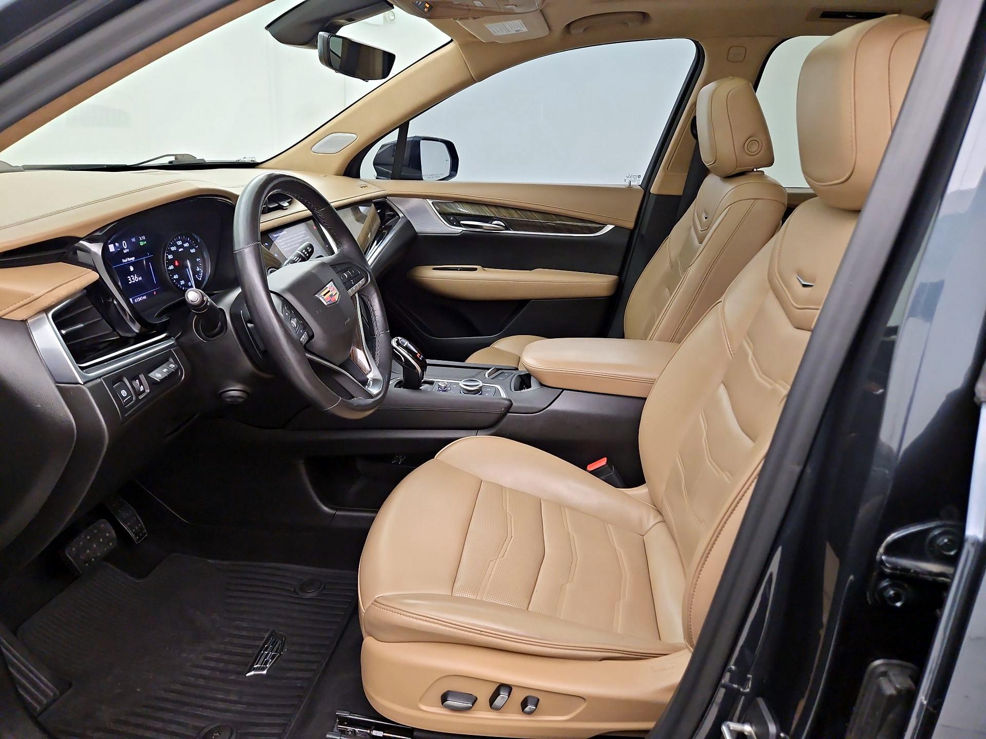 Thumbnail: 2020 Cadillac XT6 - 11