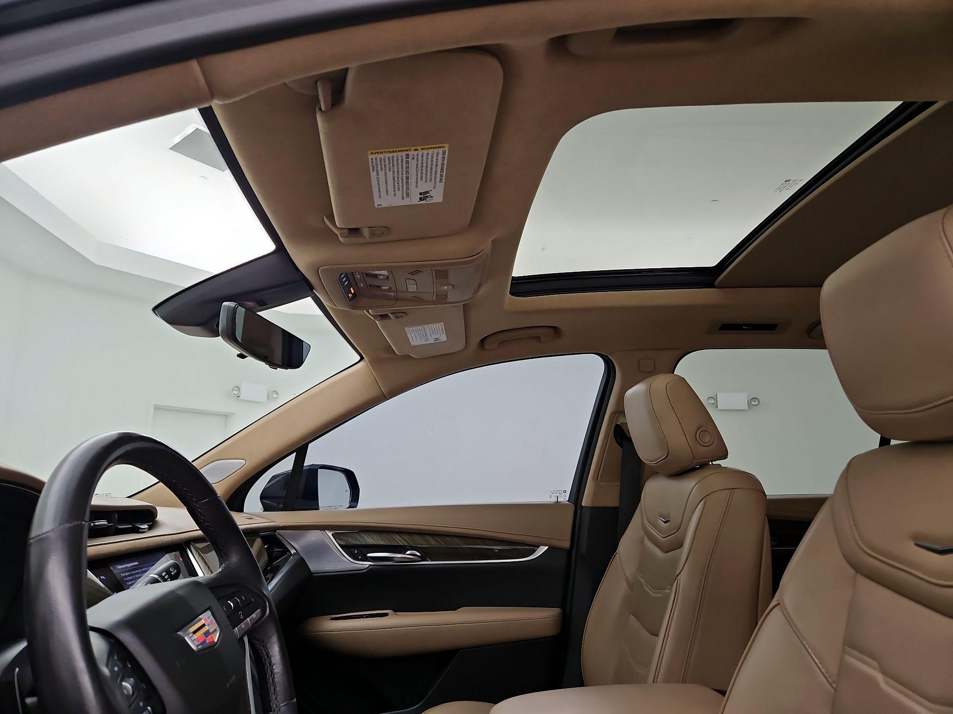 Thumbnail: 2020 Cadillac XT6 - 20