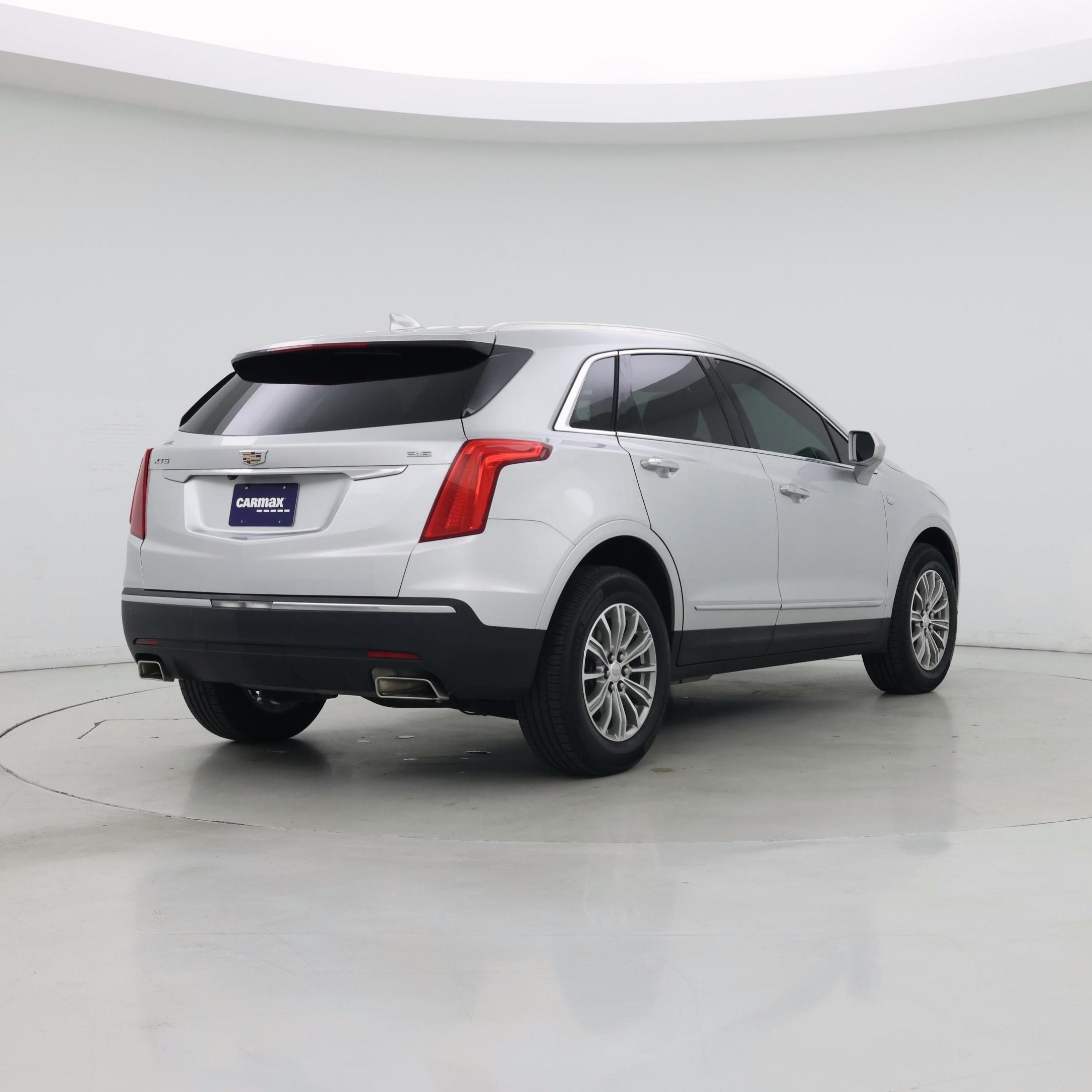 Thumbnail: 2017 Cadillac XT5 - 8