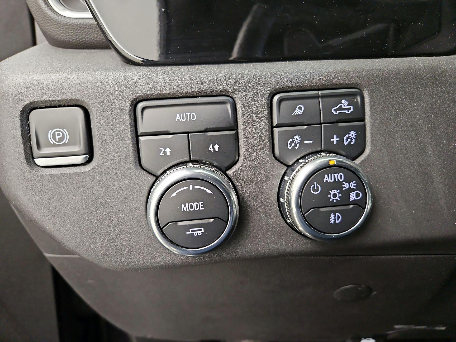 Thumbnail: 2024 GMC Sierra 1500 - 13