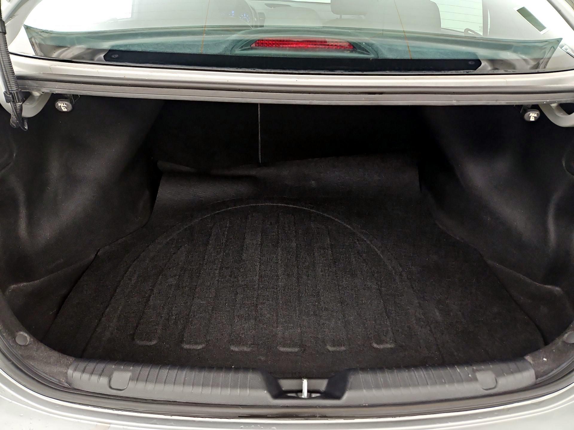 Thumbnail: 2015 Kia Forte - 19