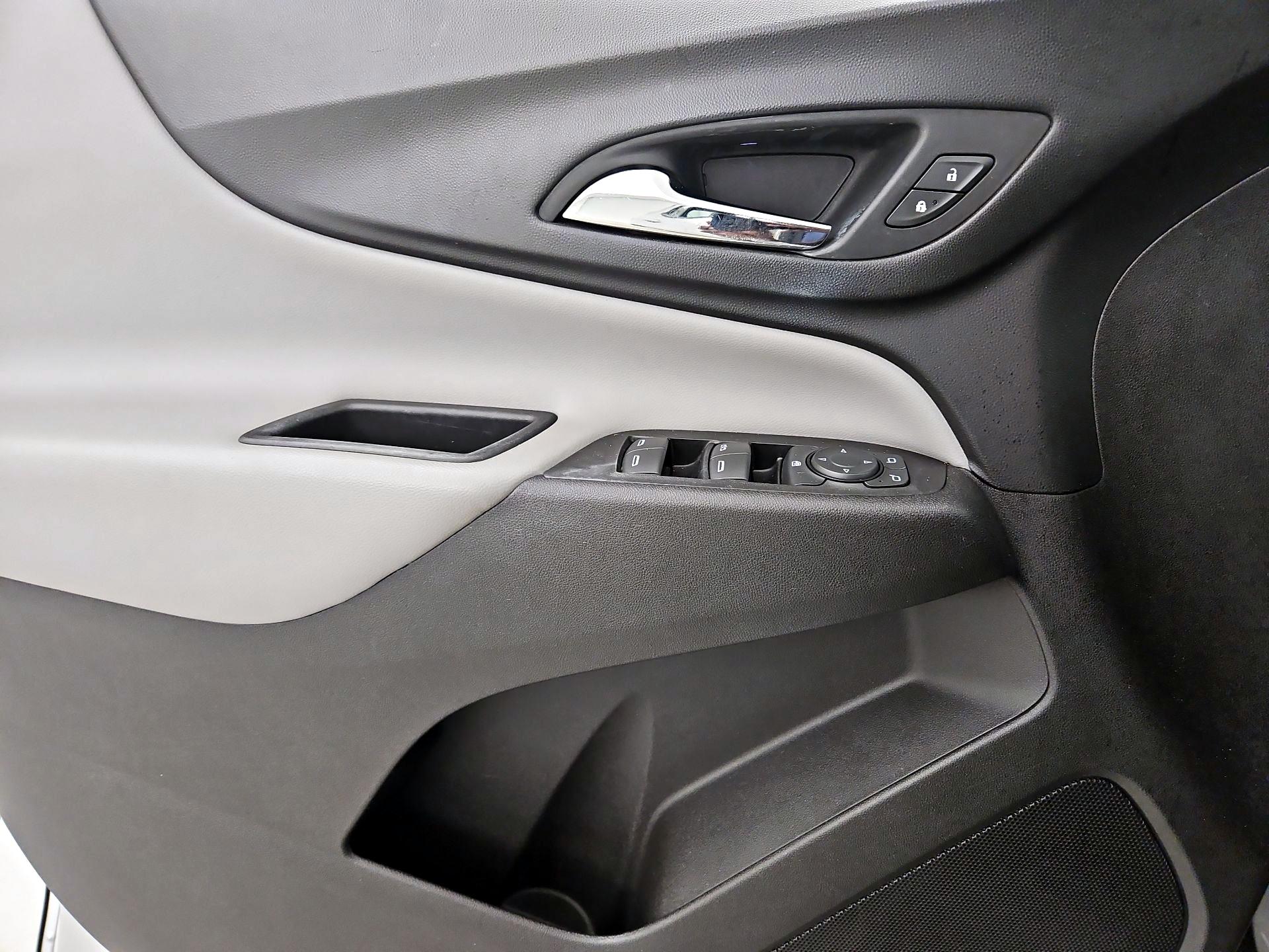 Thumbnail: 2018 Chevrolet Equinox - 12