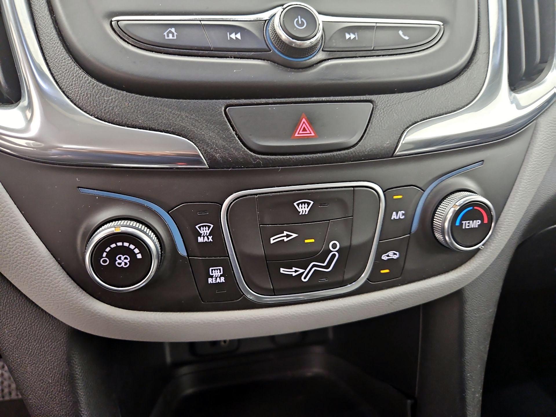 Thumbnail: 2018 Chevrolet Equinox - 16