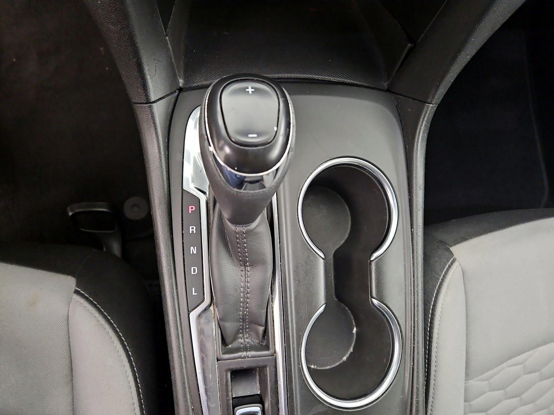 Thumbnail: 2018 Chevrolet Equinox - 17