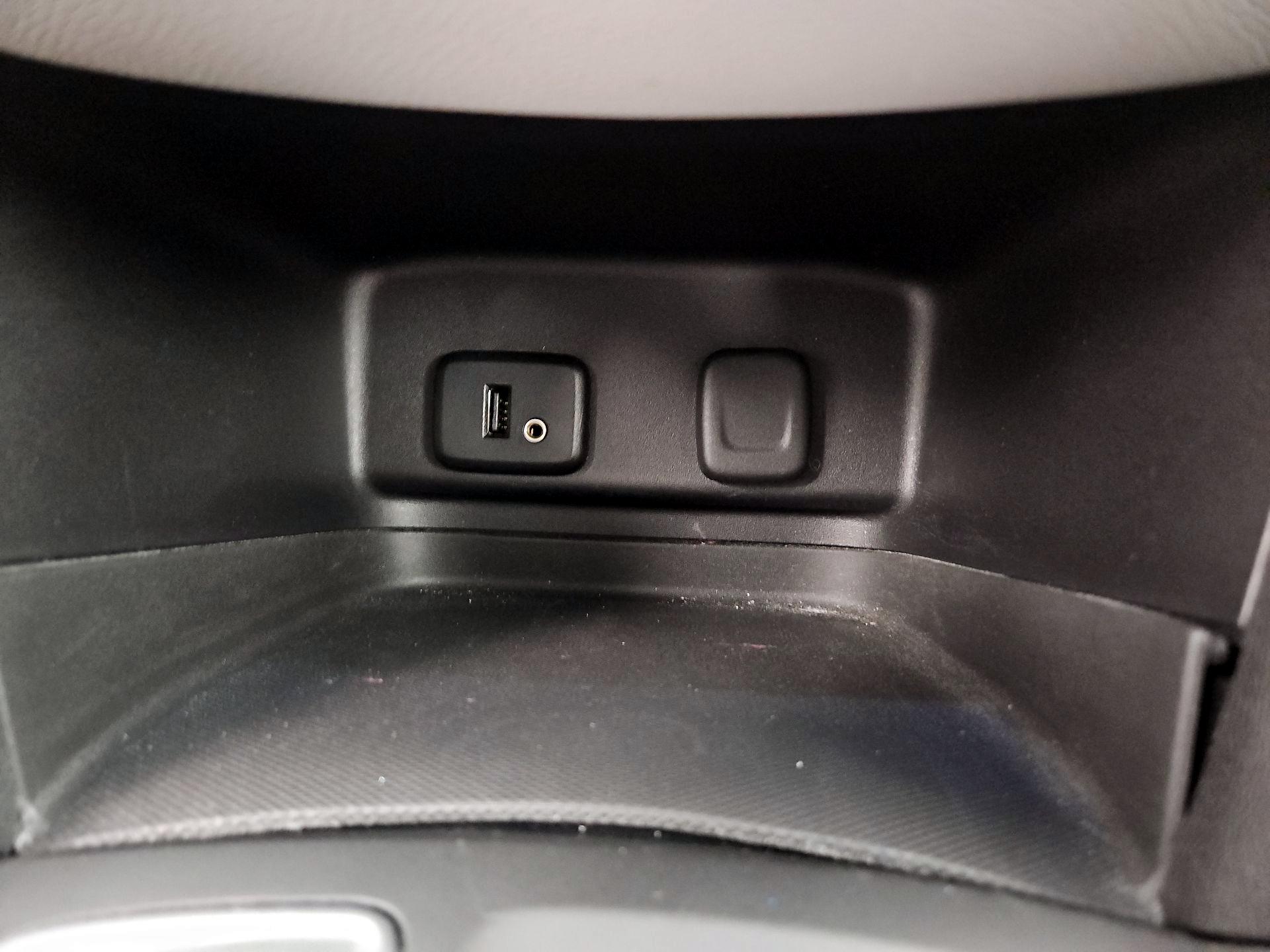 Thumbnail: 2018 Chevrolet Equinox - 18