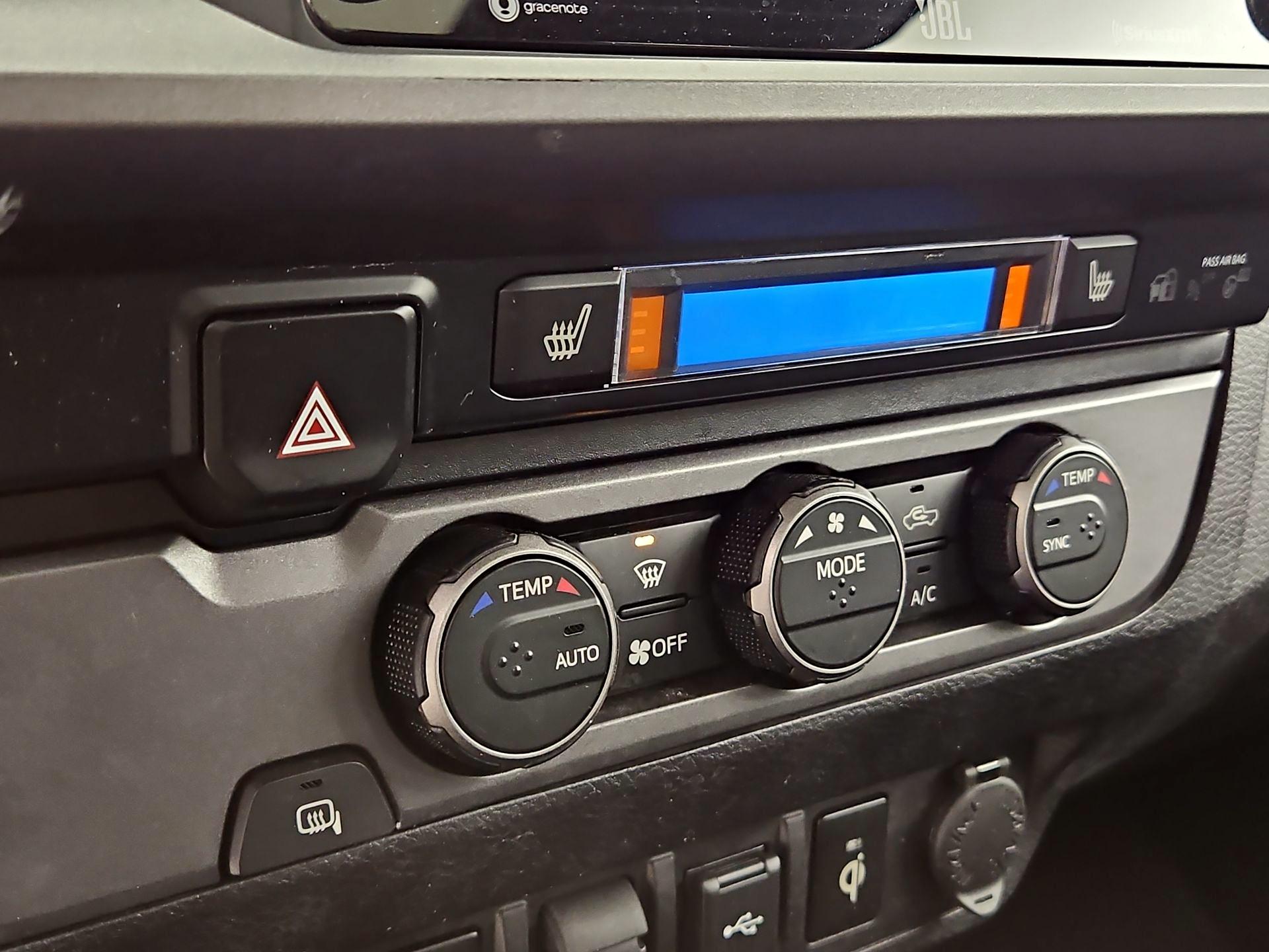 Thumbnail: 2022 Toyota Tacoma - 17