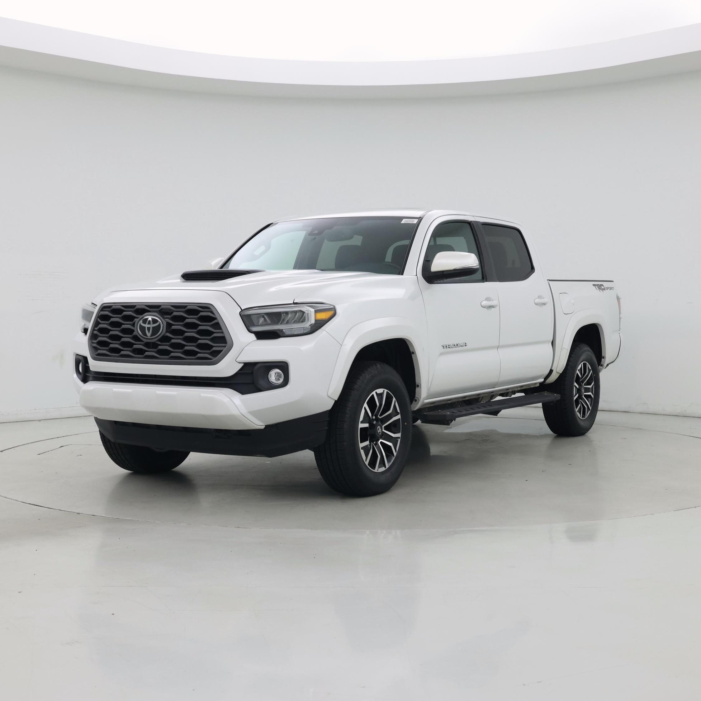 Thumbnail: 2022 Toyota Tacoma - 4
