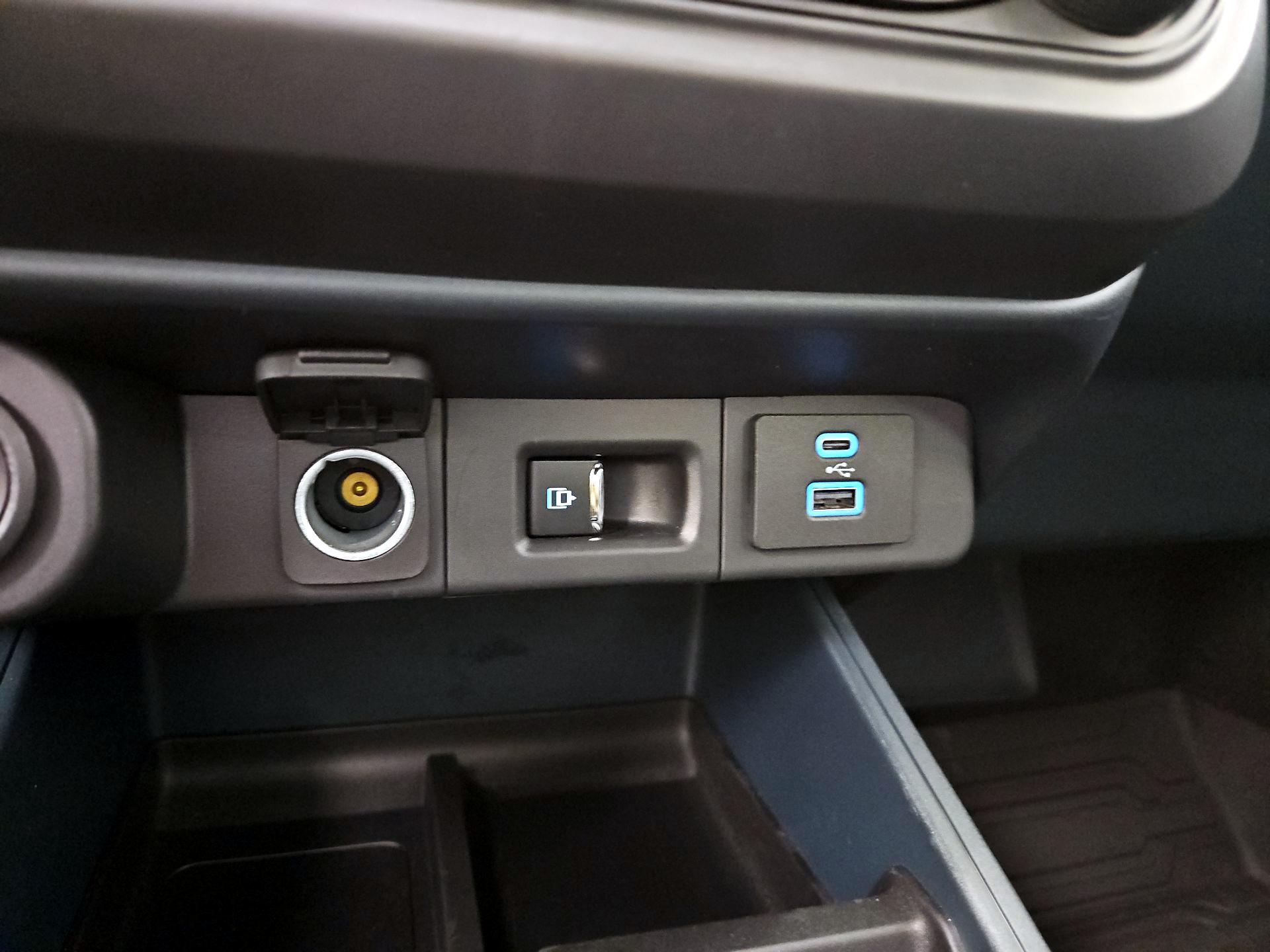 Thumbnail: 2024 Ford Maverick - 19