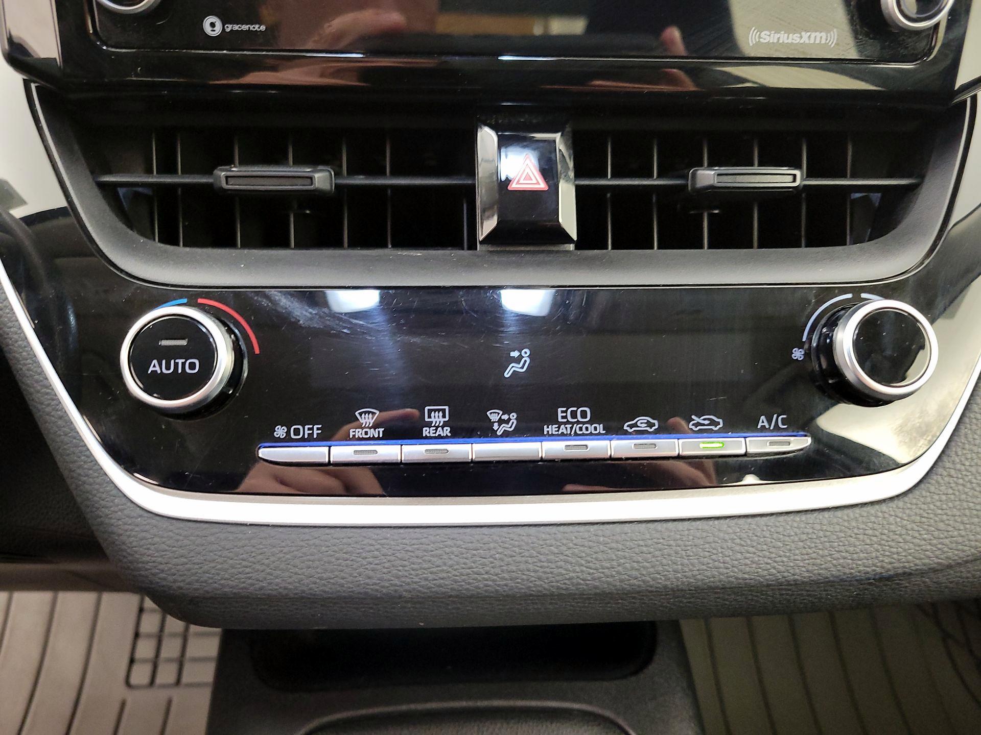 Thumbnail: 2022 Toyota Corolla - 16