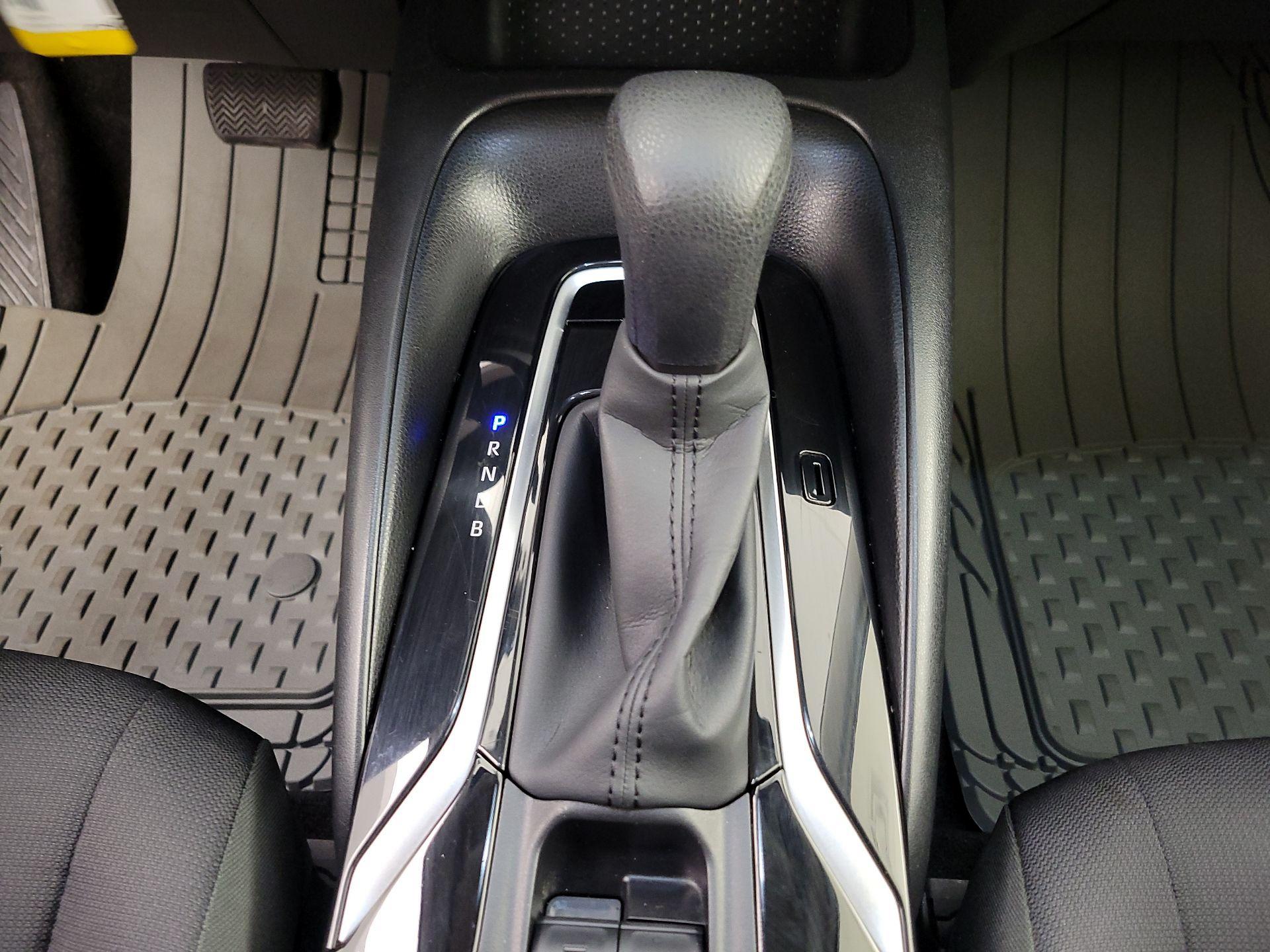 Thumbnail: 2022 Toyota Corolla - 17