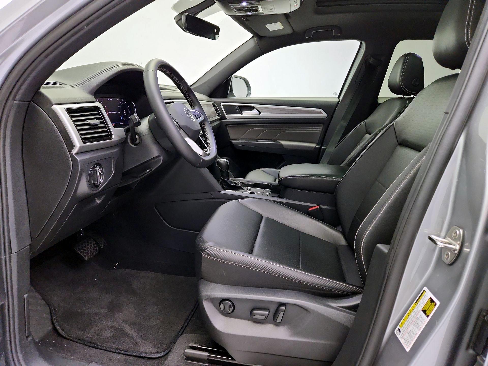 Thumbnail: 2023 Volkswagen Atlas - 11