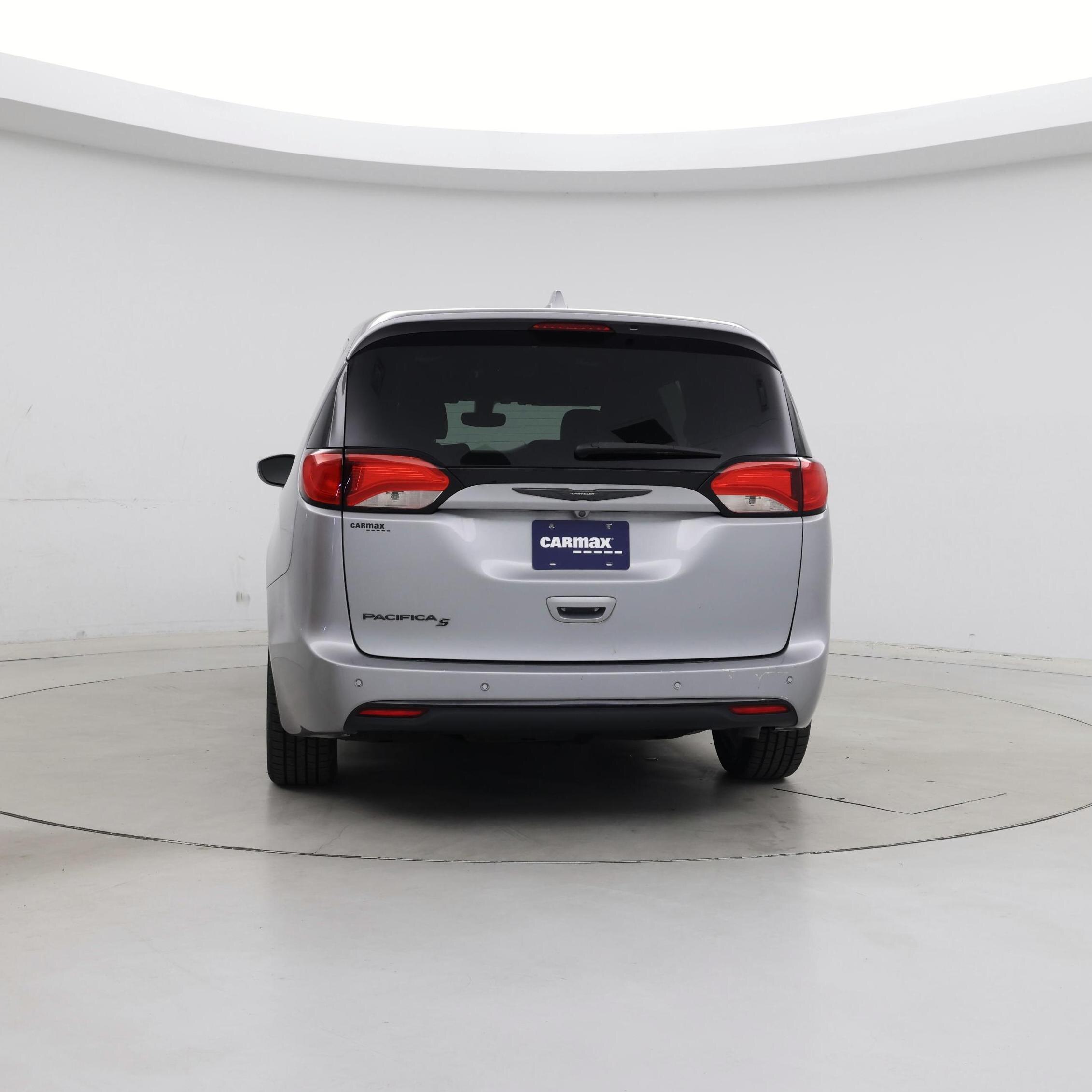 Thumbnail: 2020 Chrysler Pacifica - 6