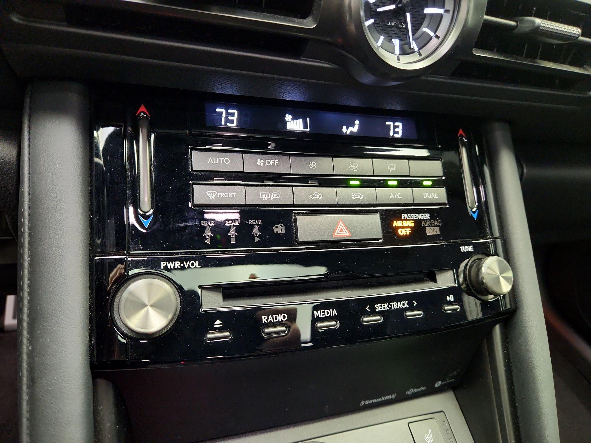 Thumbnail: 2023 Lexus IS - 17