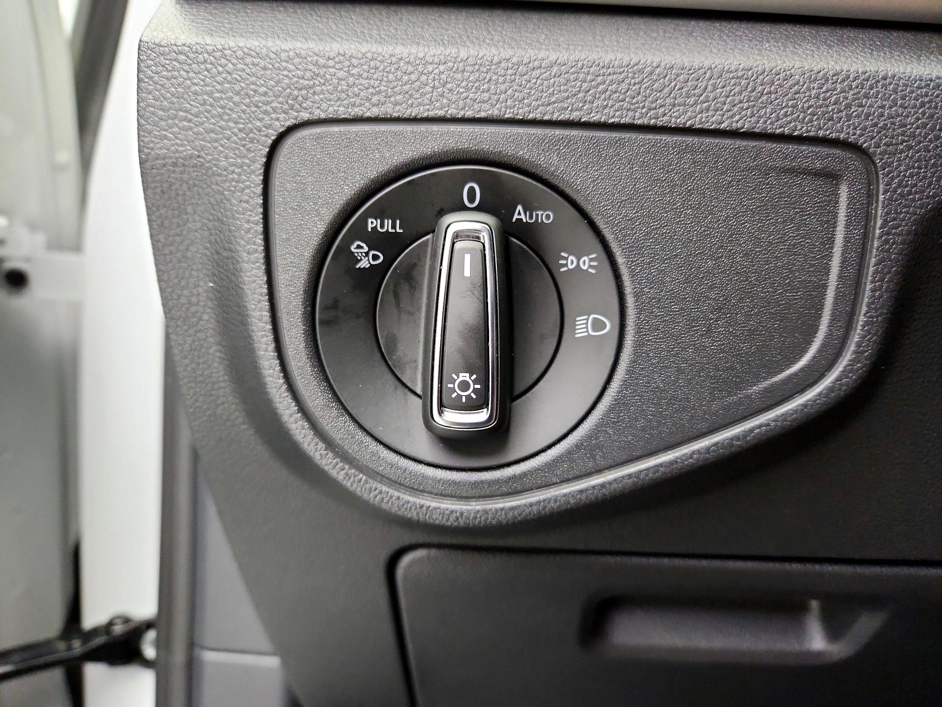 Thumbnail: 2023 Volkswagen Atlas - 13