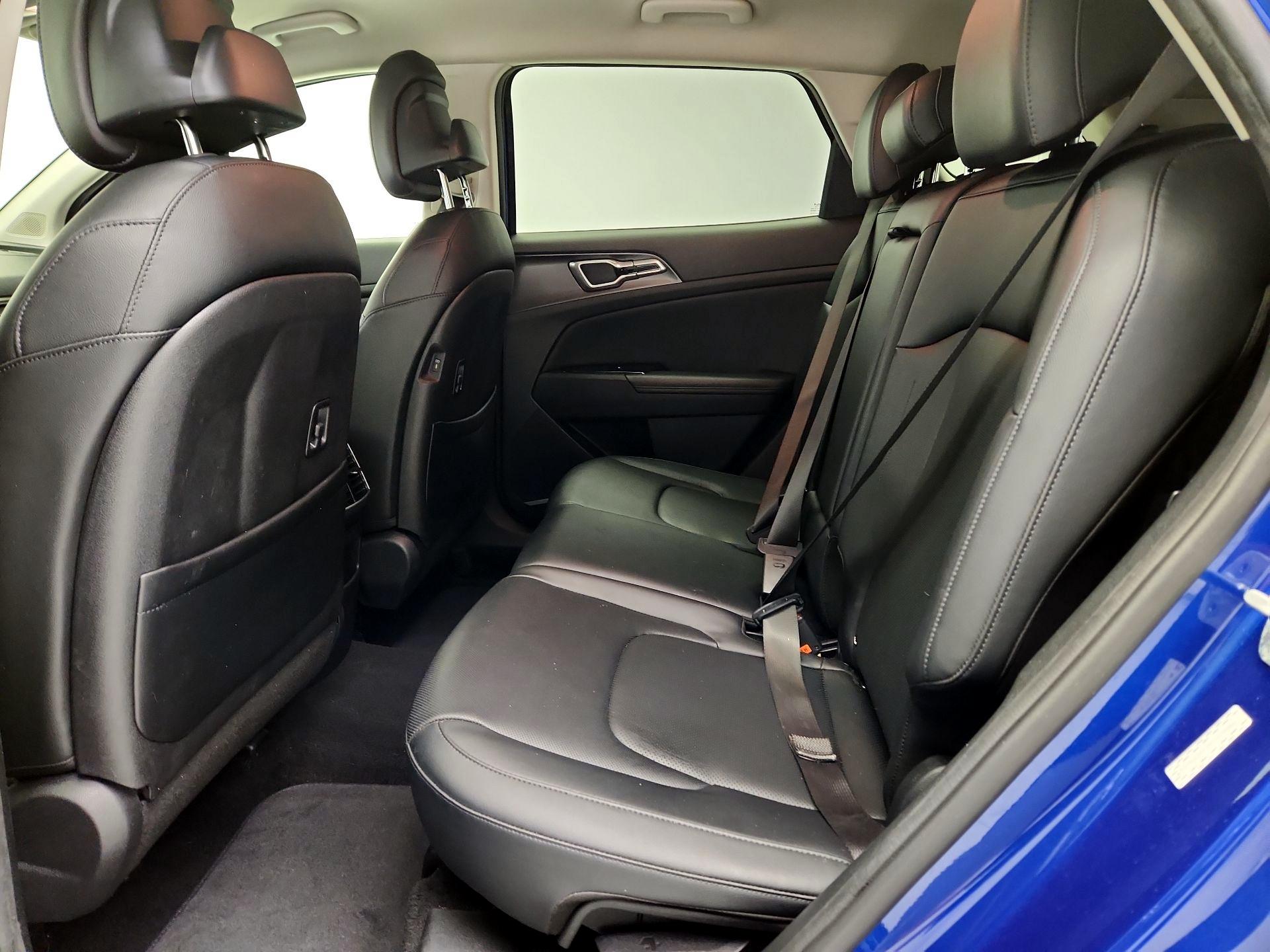 Thumbnail: 2023 Kia Sportage - 20