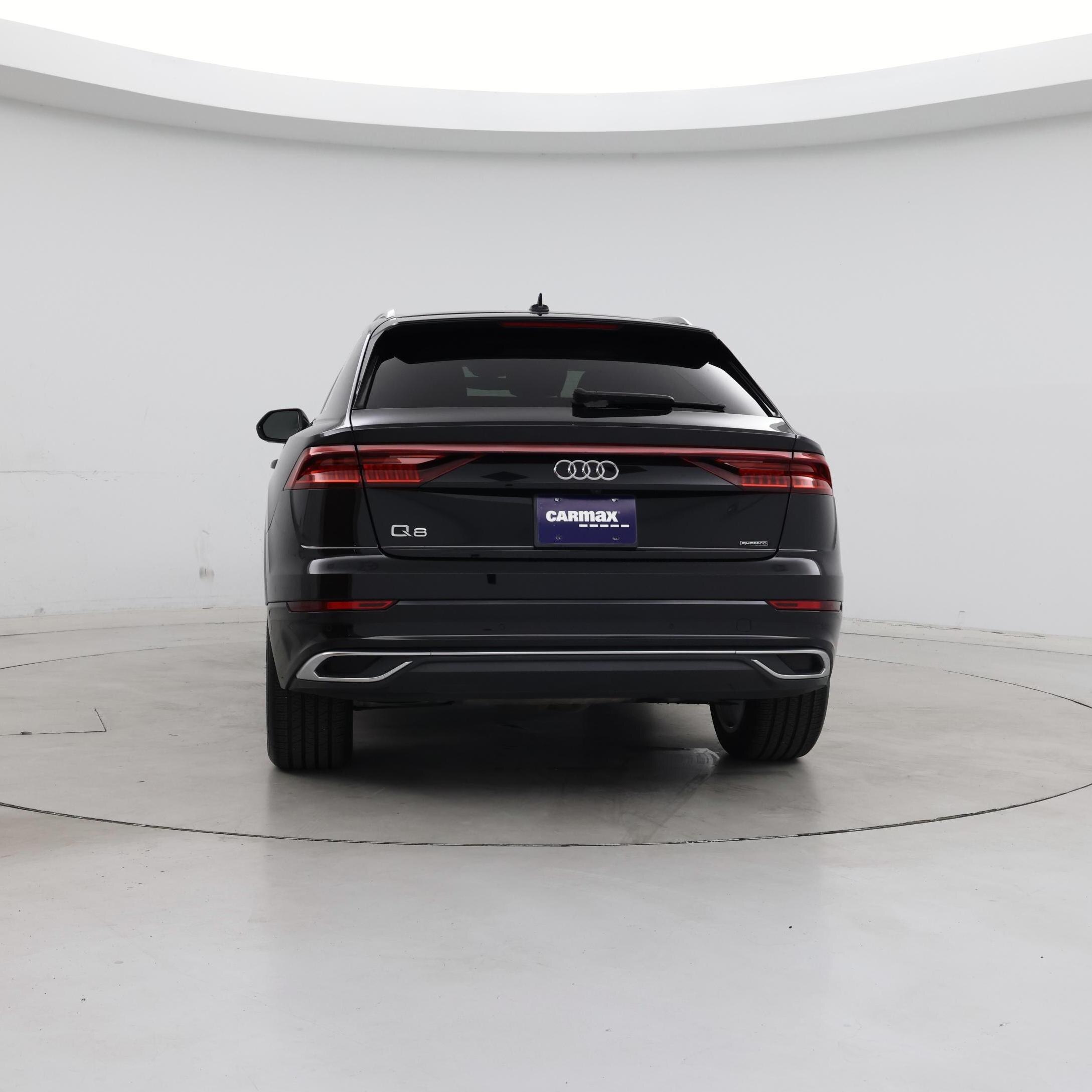 Thumbnail: 2022 Audi Q8 - 6