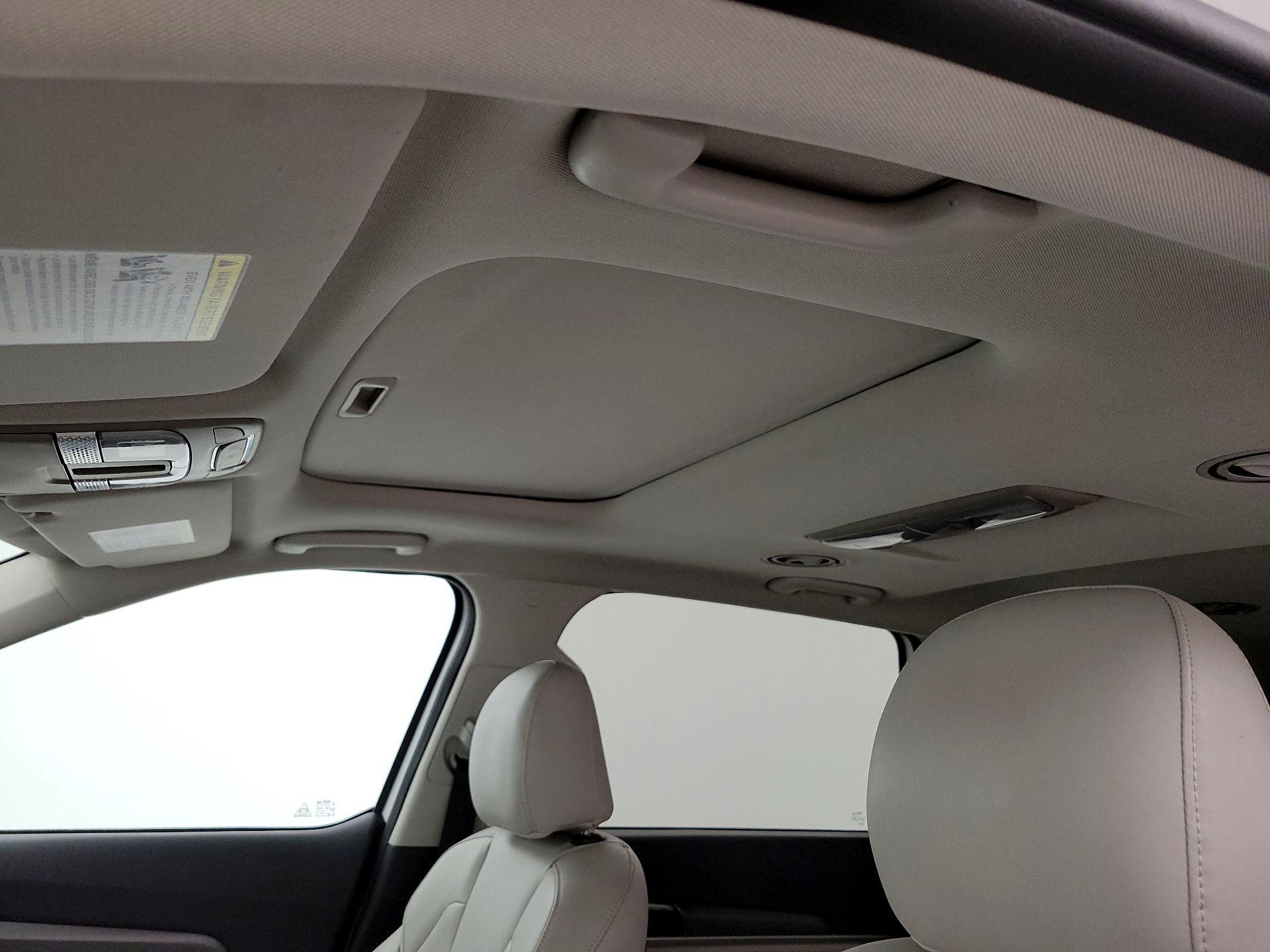 Thumbnail: 2020 Kia Telluride - 19