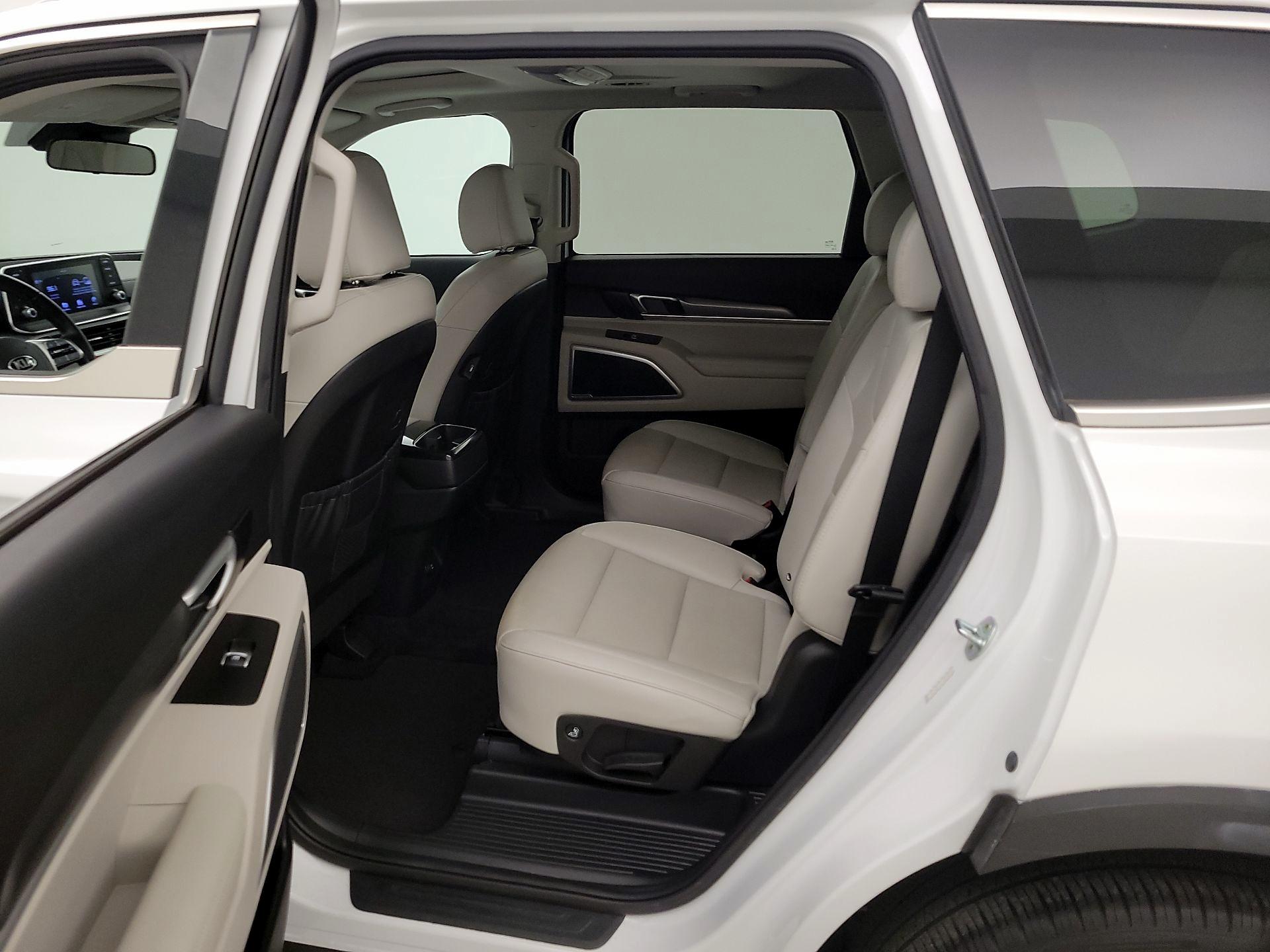 Thumbnail: 2020 Kia Telluride - 20