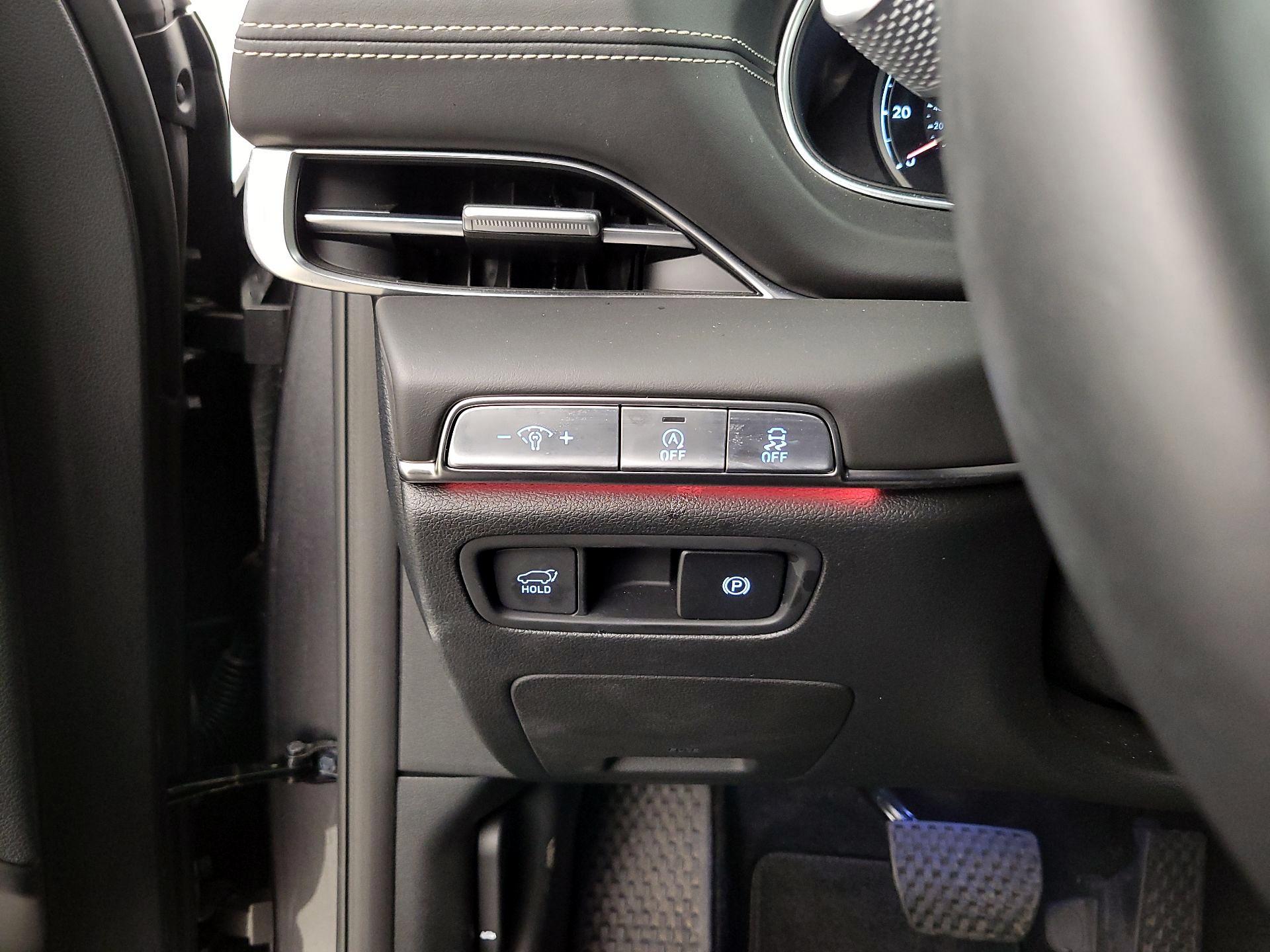 Thumbnail: 2022 Genesis GV80 - 13