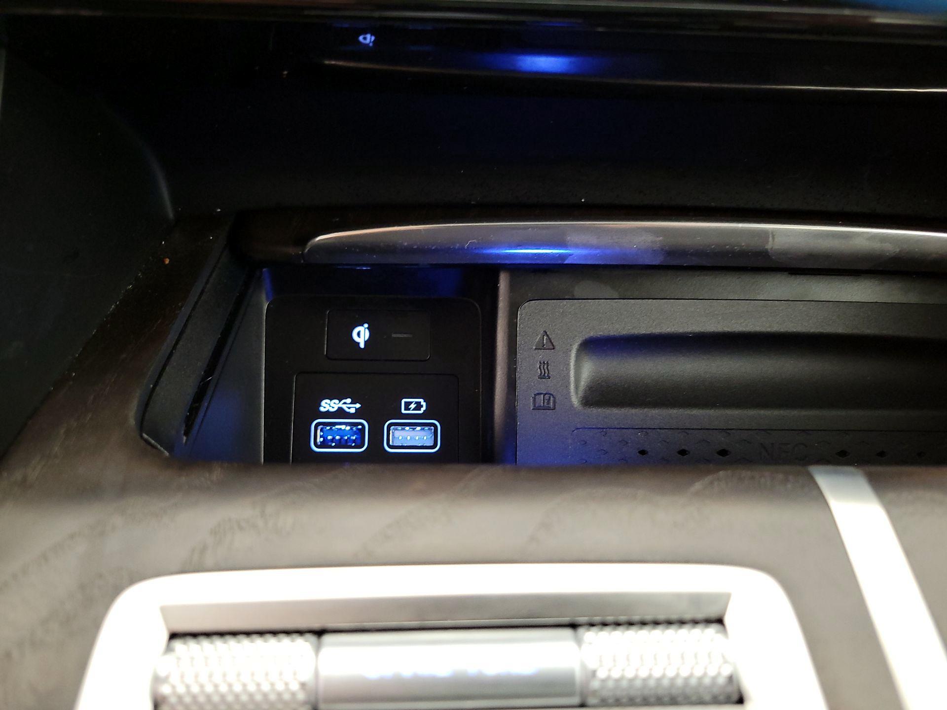 Thumbnail: 2022 Genesis GV80 - 19