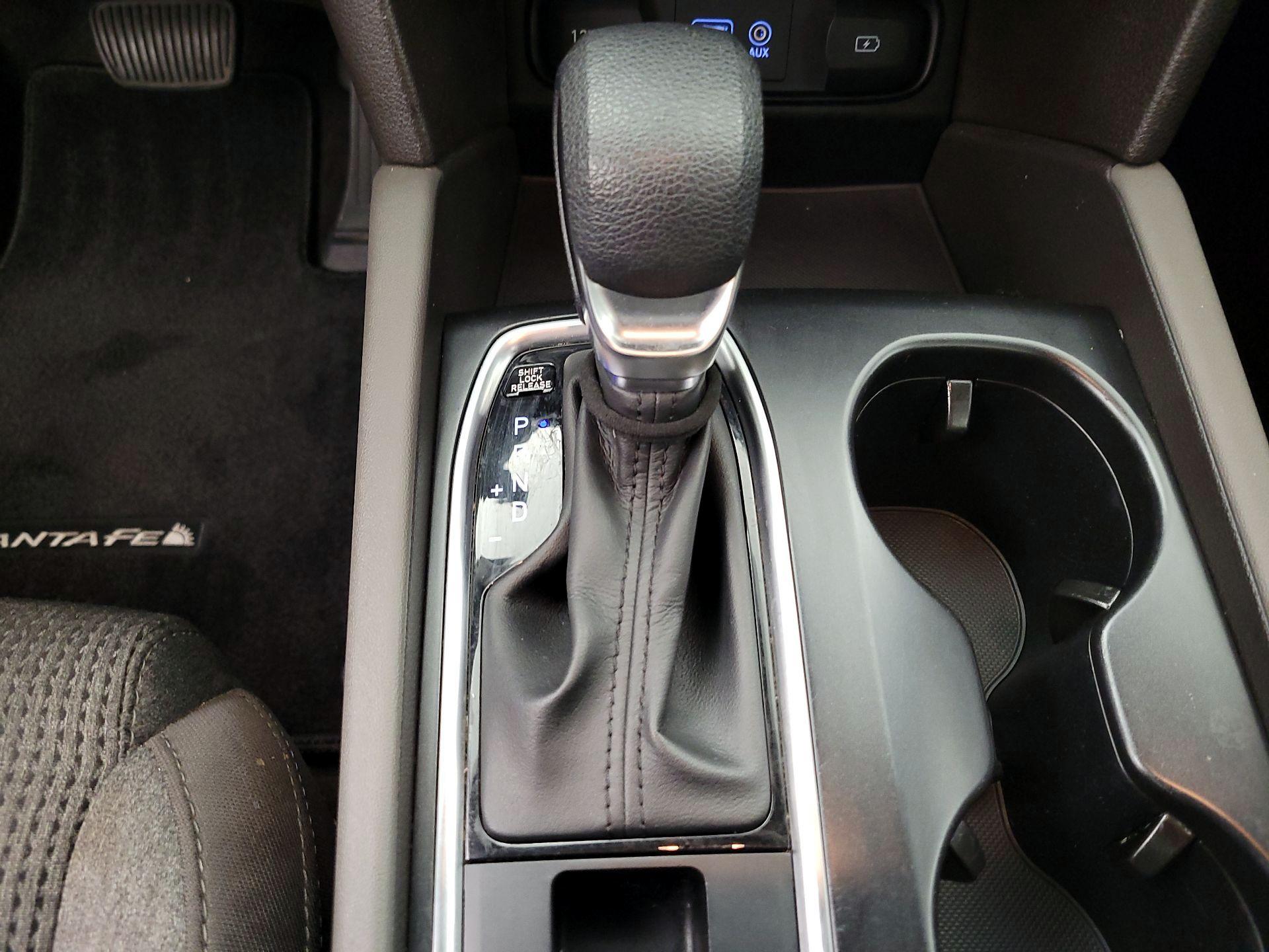 Thumbnail: 2020 Hyundai Santa Fe - 17