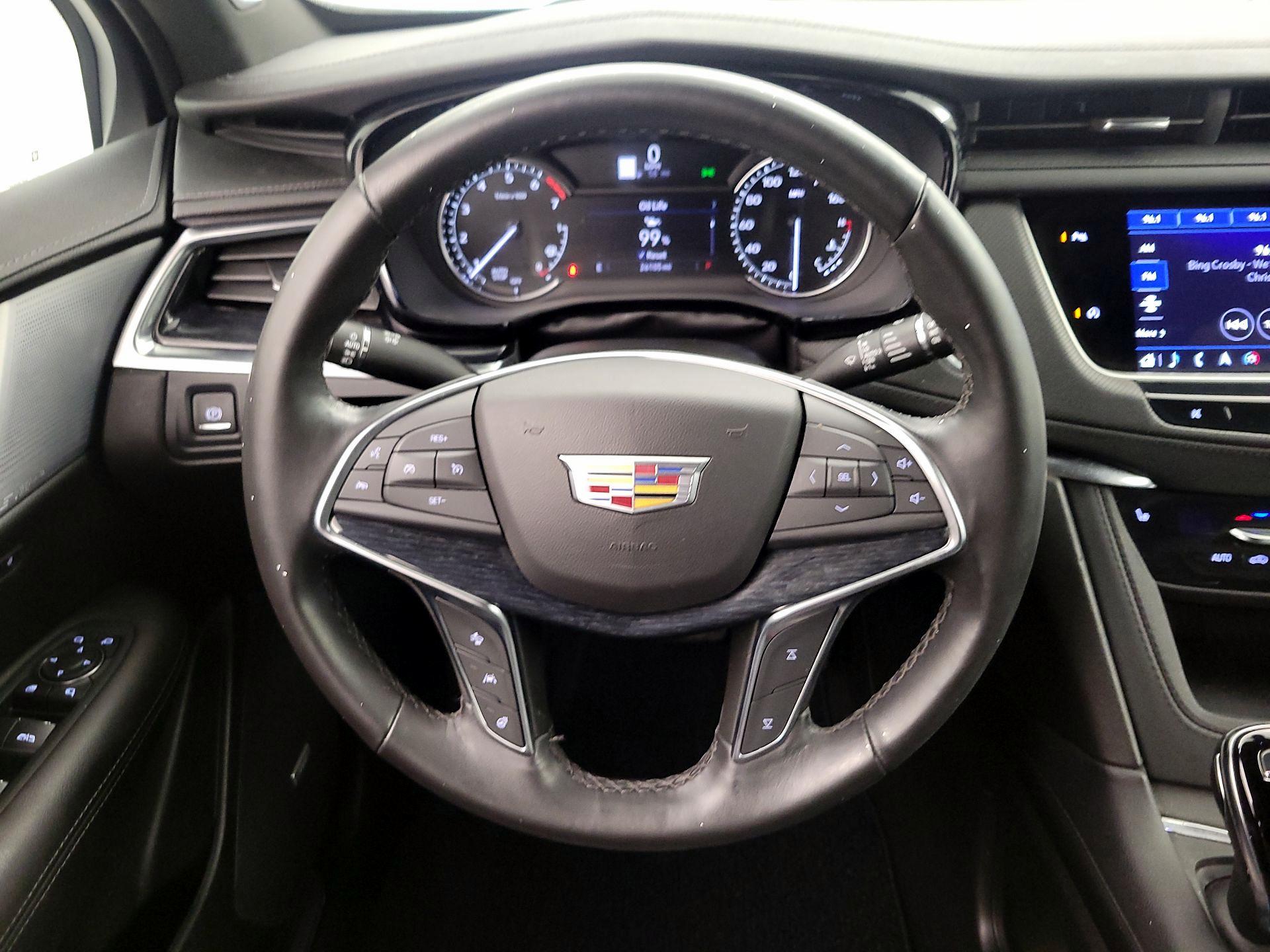 Thumbnail: 2024 Cadillac XT5 - 10