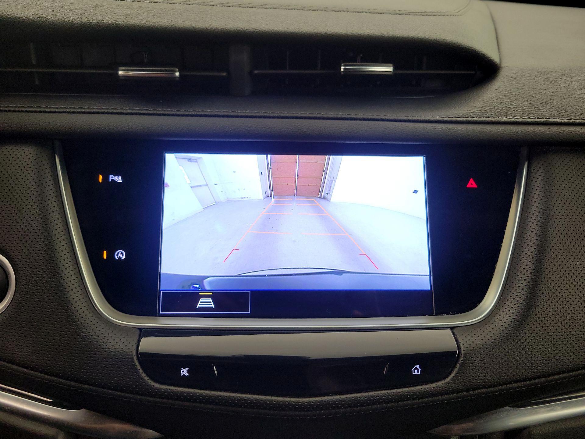 Thumbnail: 2024 Cadillac XT5 - 14