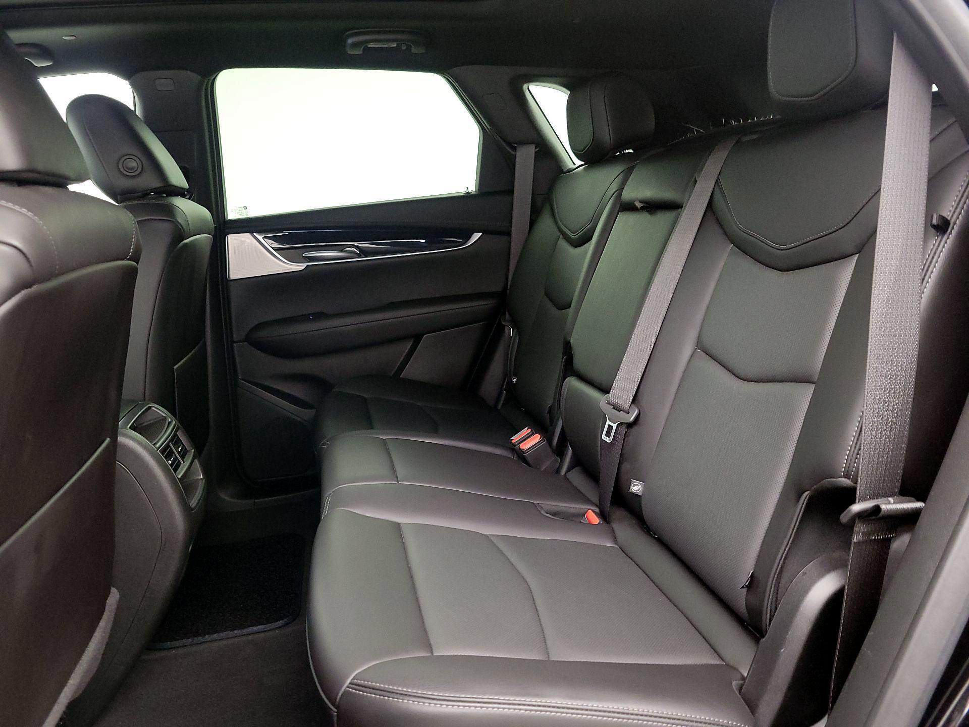 Thumbnail: 2024 Cadillac XT5 - 19