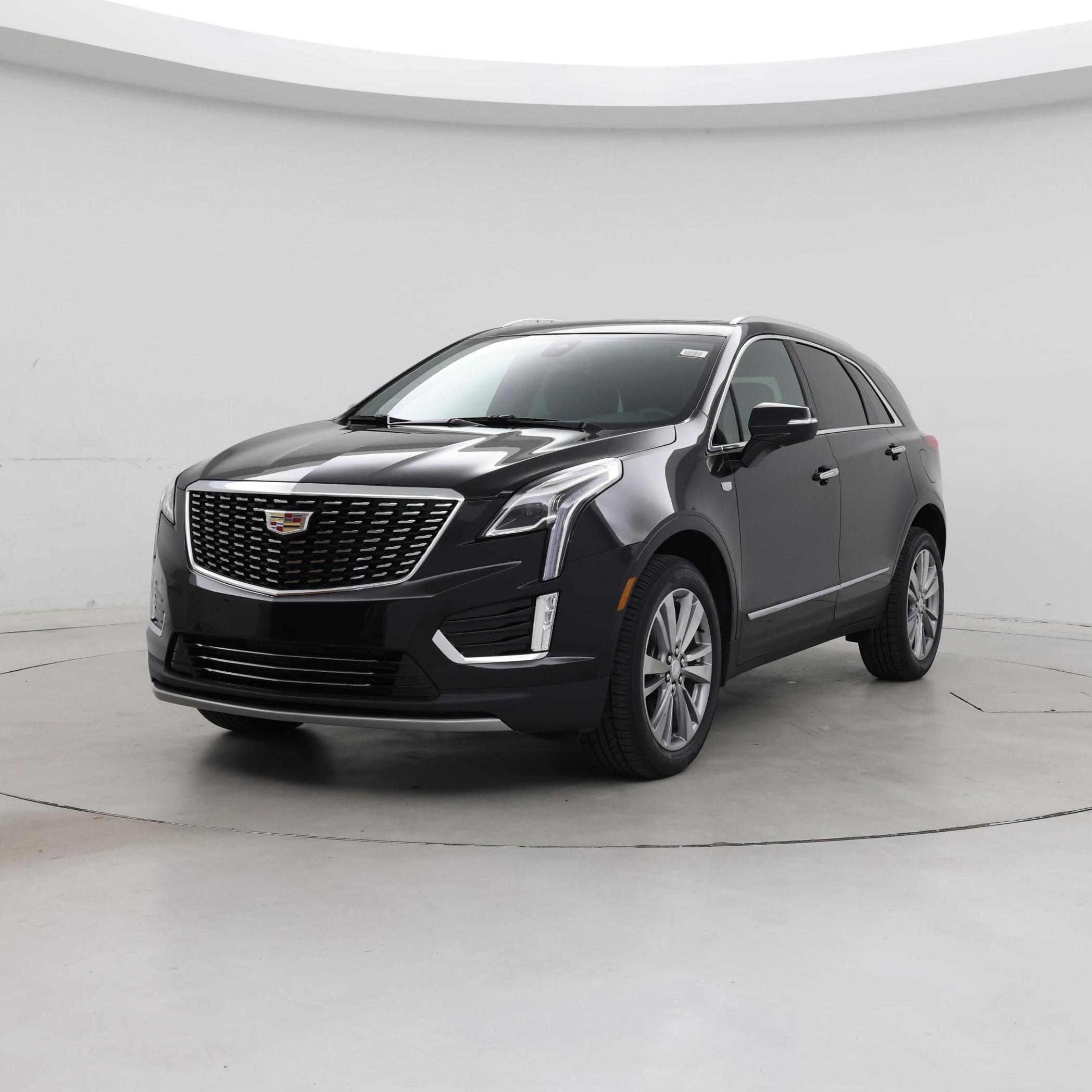 Thumbnail: 2024 Cadillac XT5 - 4