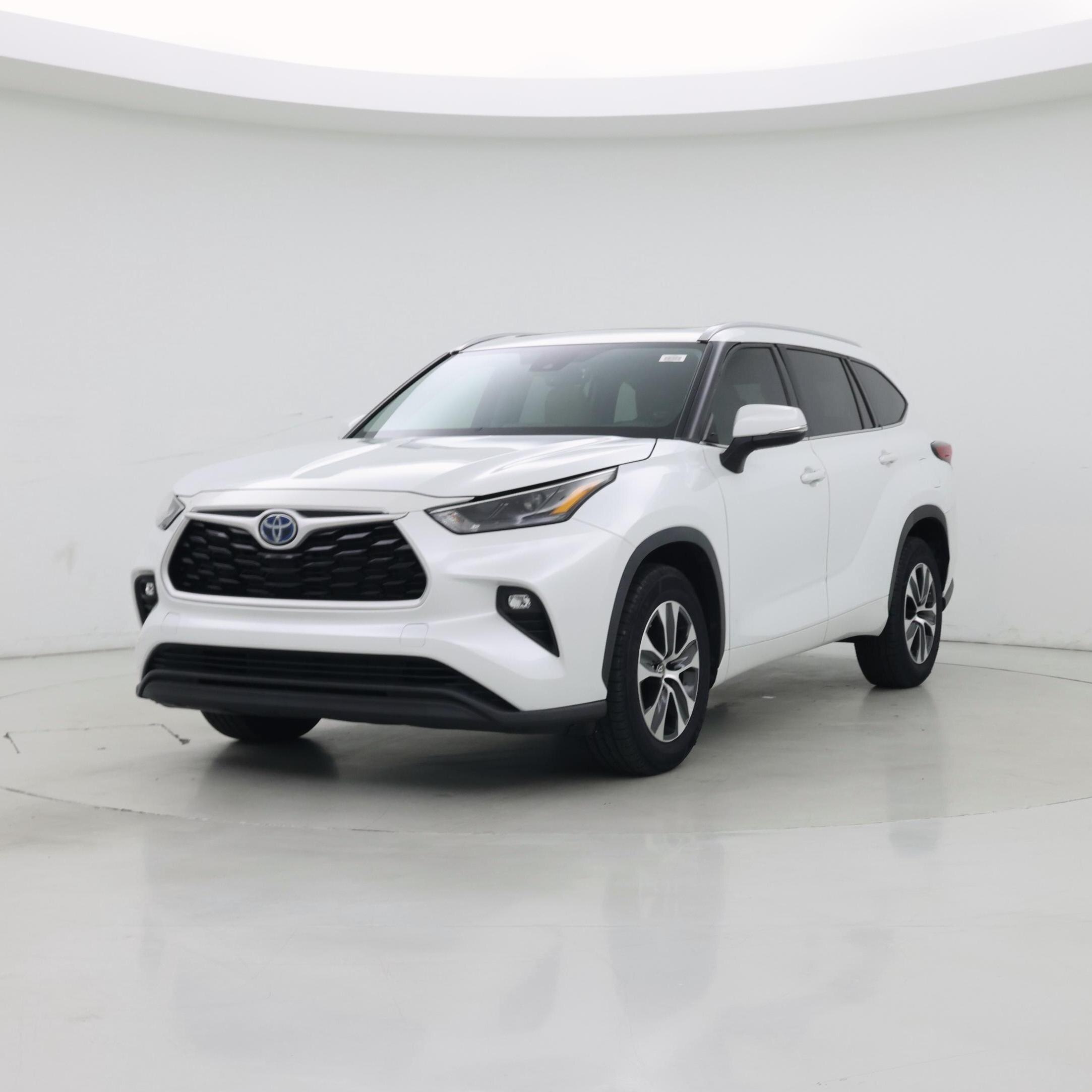 Thumbnail: 2022 Toyota Highlander - 4