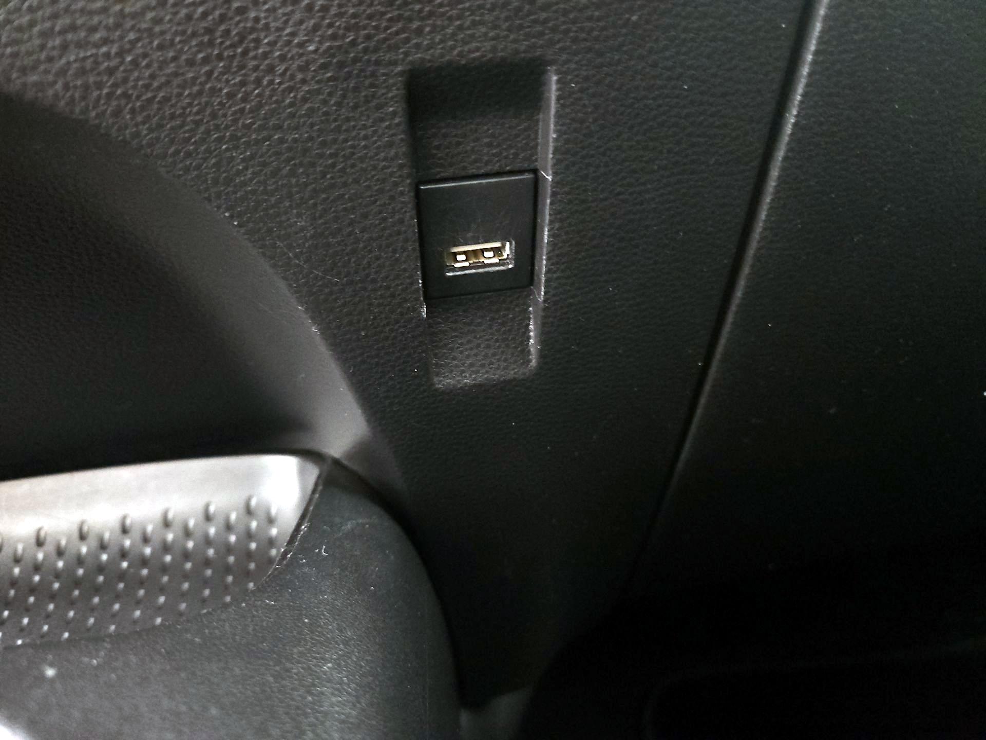 Thumbnail: 2022 Toyota Corolla - 18