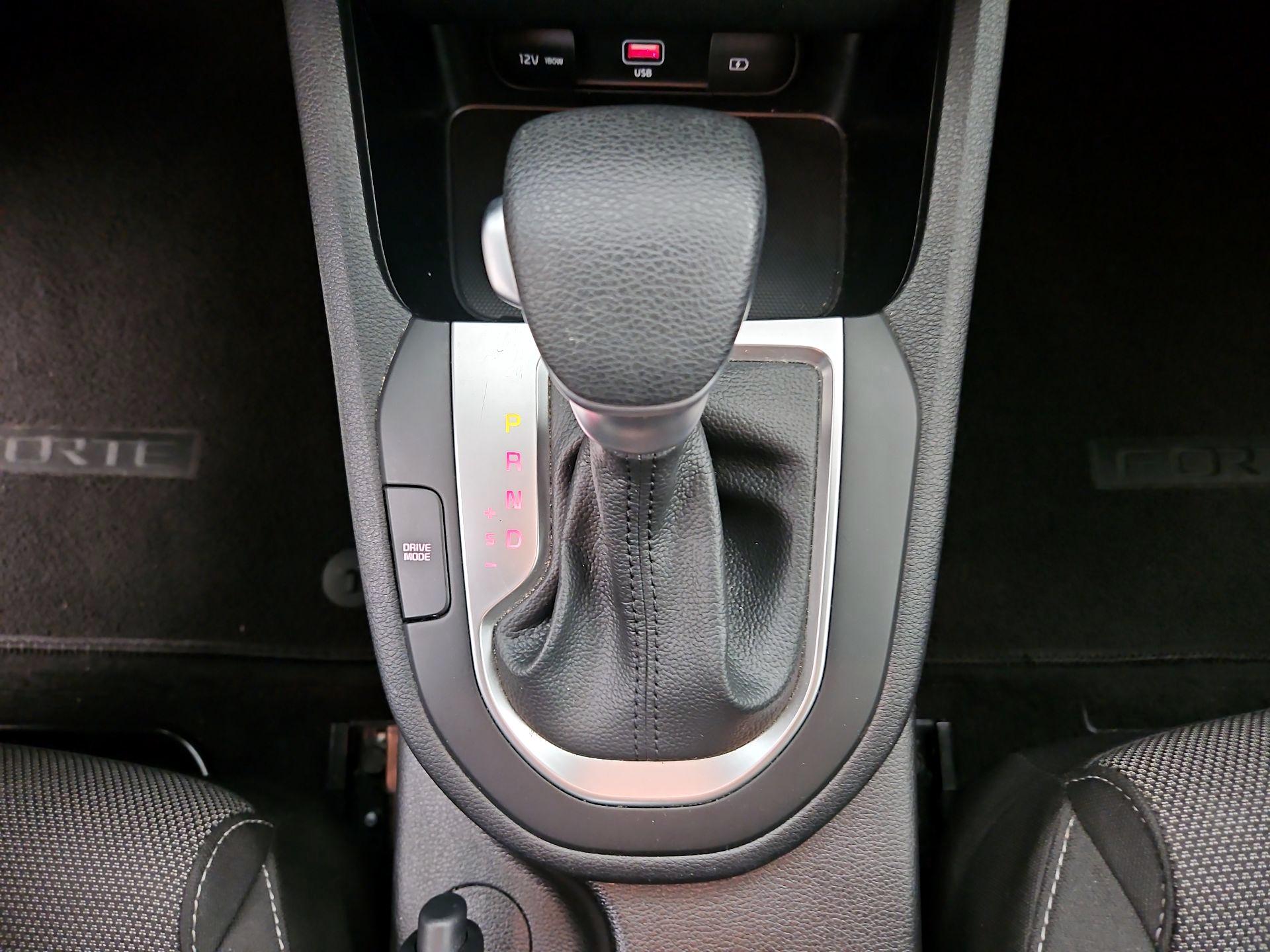 Thumbnail: 2024 Kia Forte - 17