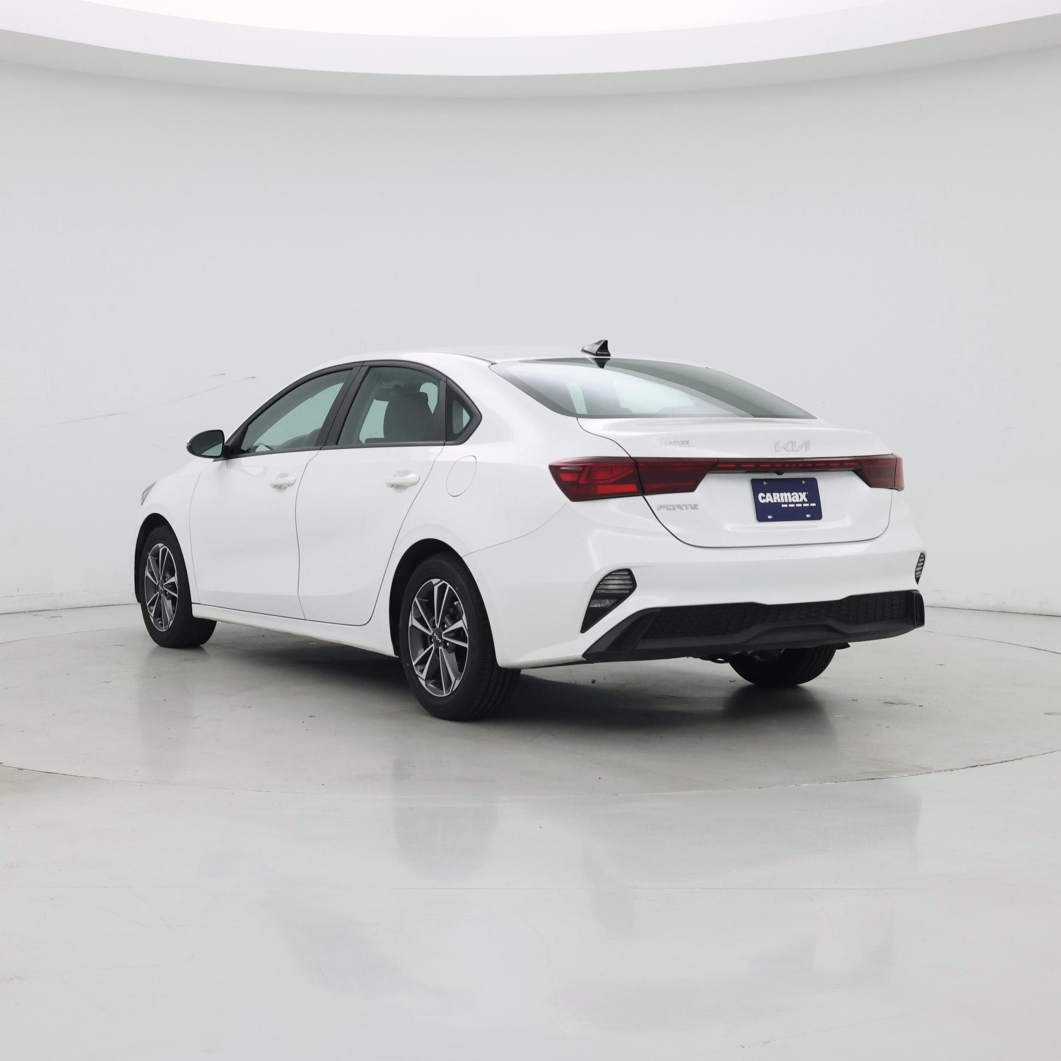 Thumbnail: 2024 Kia Forte - 2