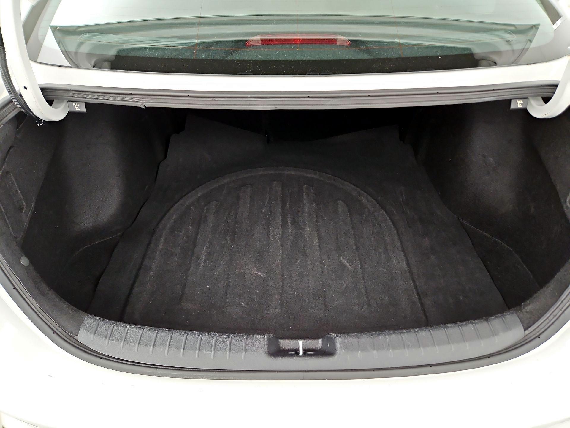 Thumbnail: 2024 Kia Forte - 20