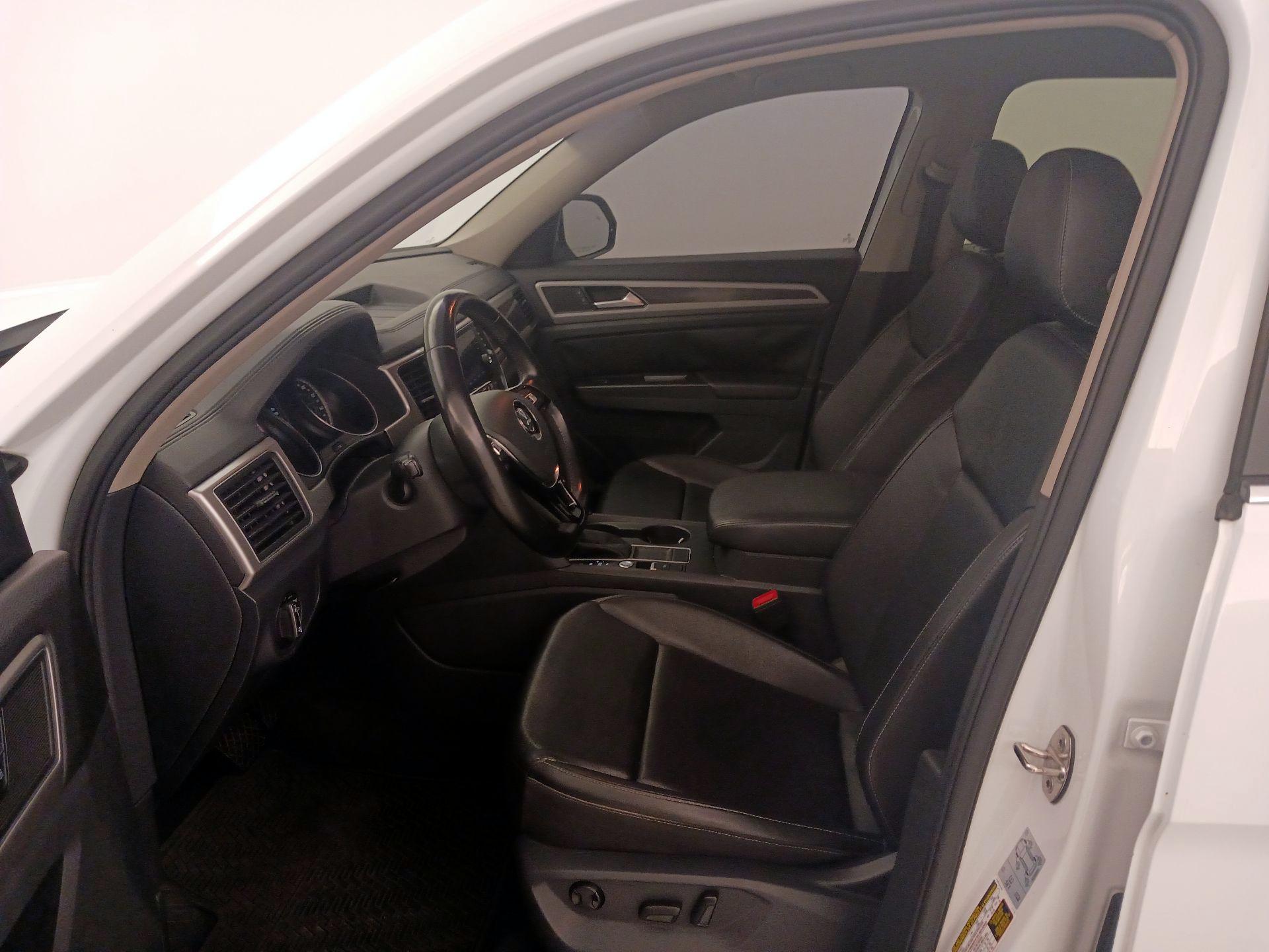 Thumbnail: 2018 Volkswagen Atlas - 11