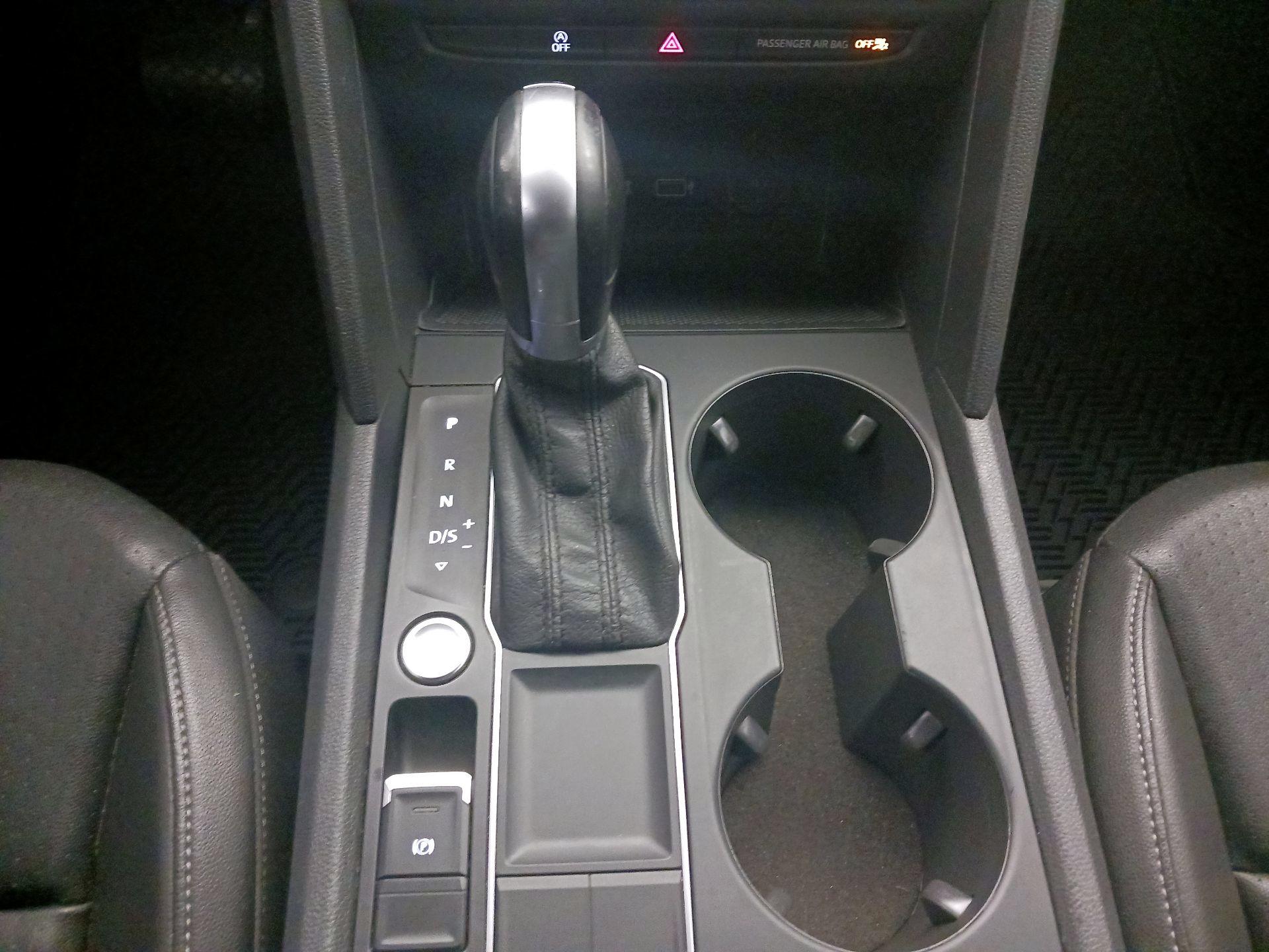 Thumbnail: 2018 Volkswagen Atlas - 17