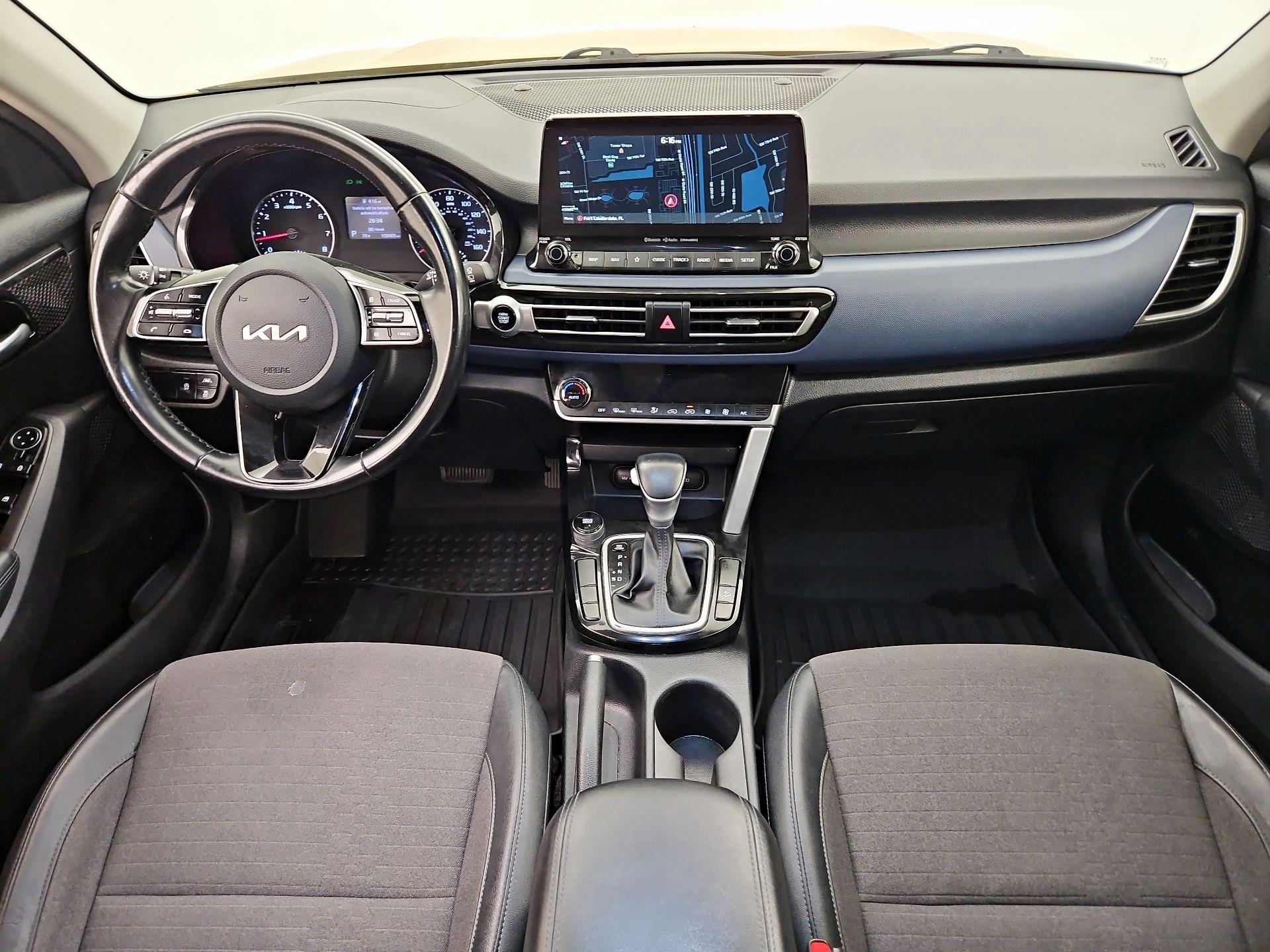 Thumbnail: 2022 Kia Seltos - 9