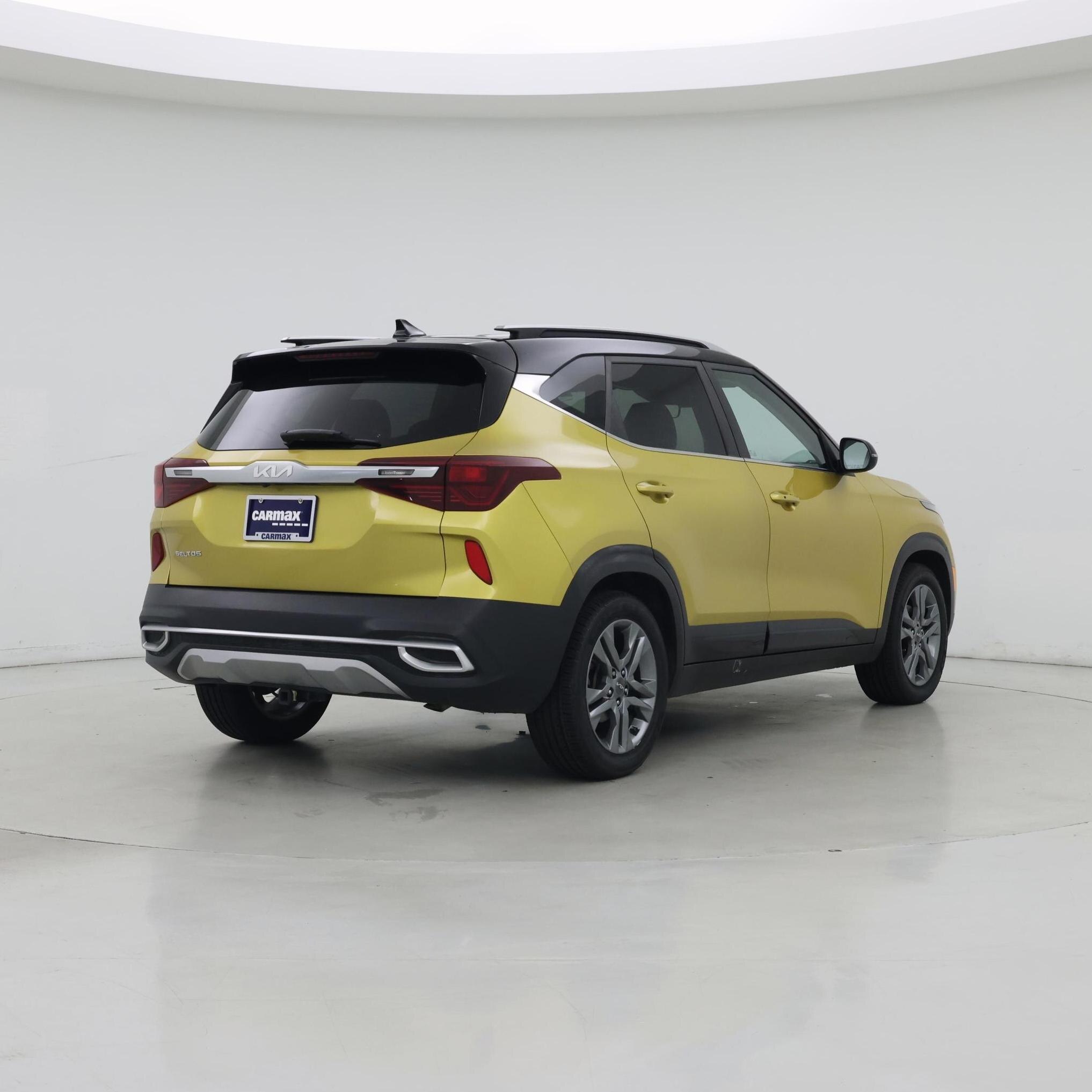 Thumbnail: 2022 Kia Seltos - 8