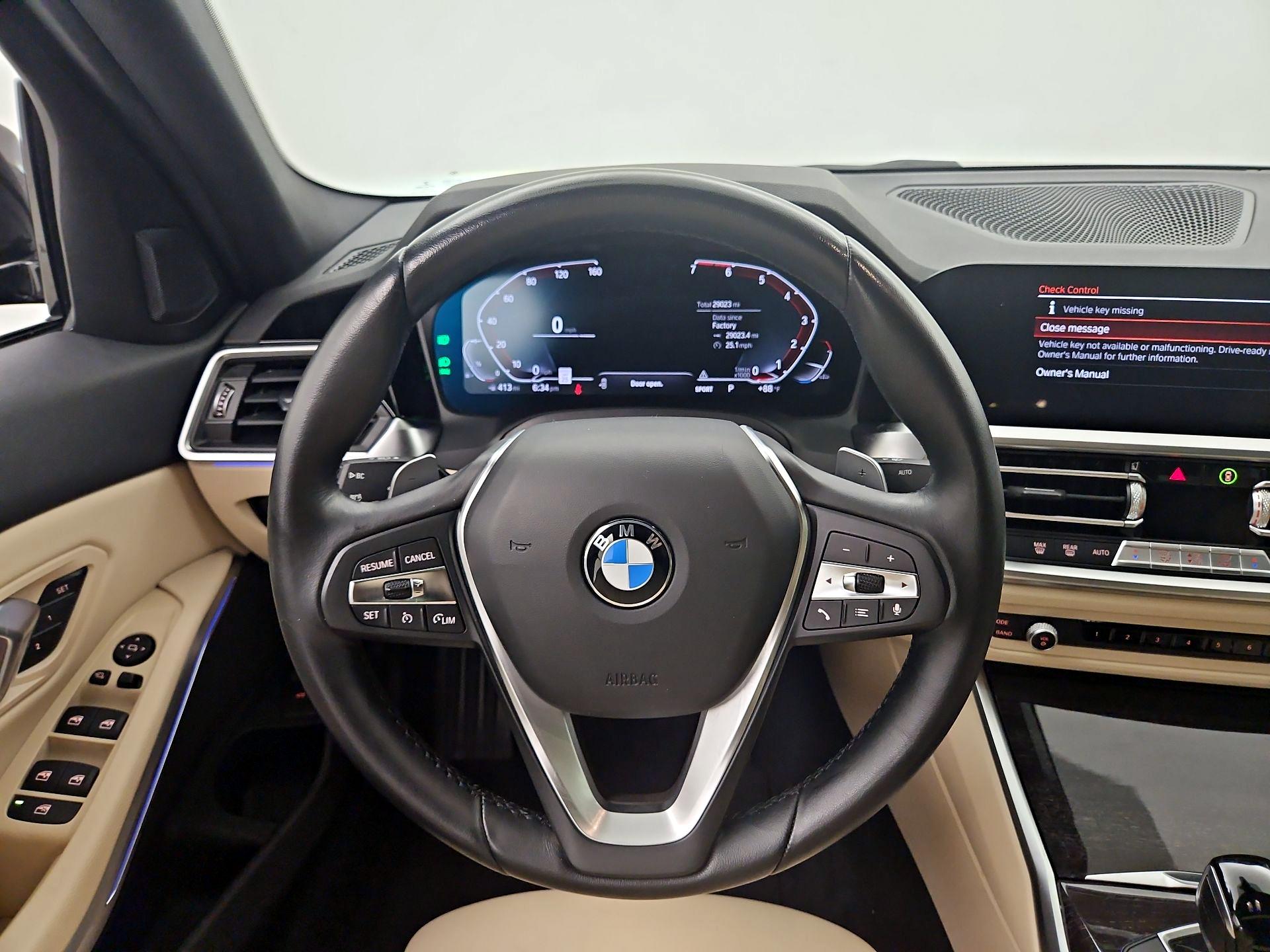 Thumbnail: 2022 BMW 3 Series - 10