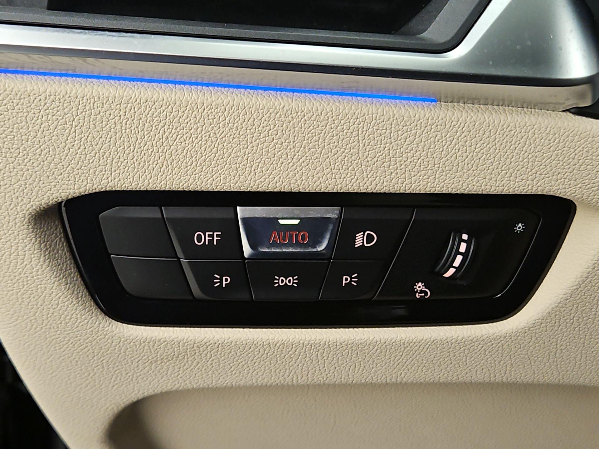 Thumbnail: 2022 BMW 3 Series - 13