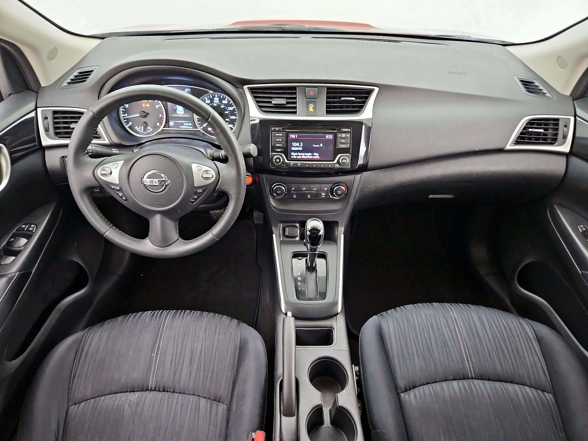 Thumbnail: 2016 Nissan Sentra - 9