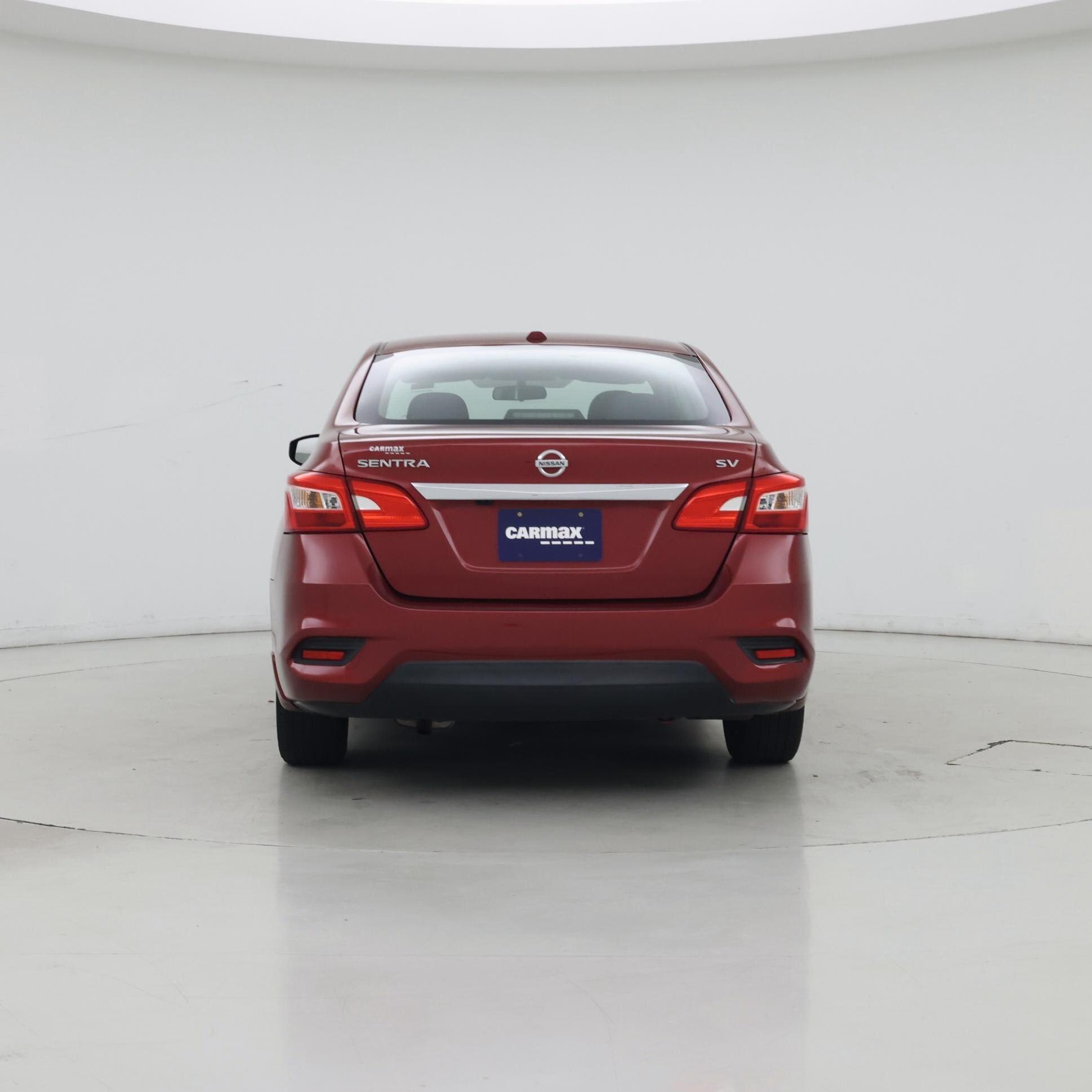 Thumbnail: 2016 Nissan Sentra - 6