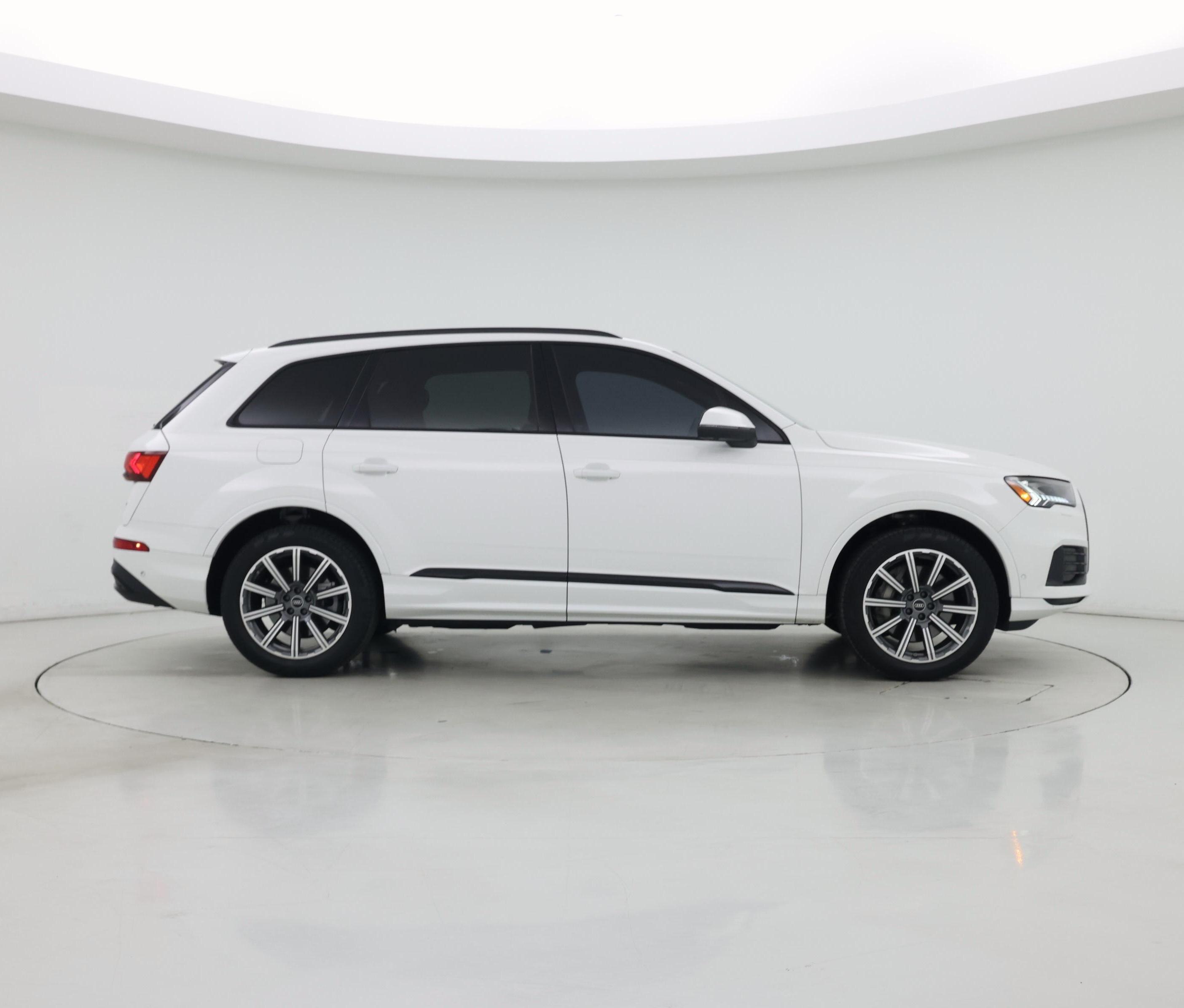 Thumbnail: 2023 Audi Q7 - 7