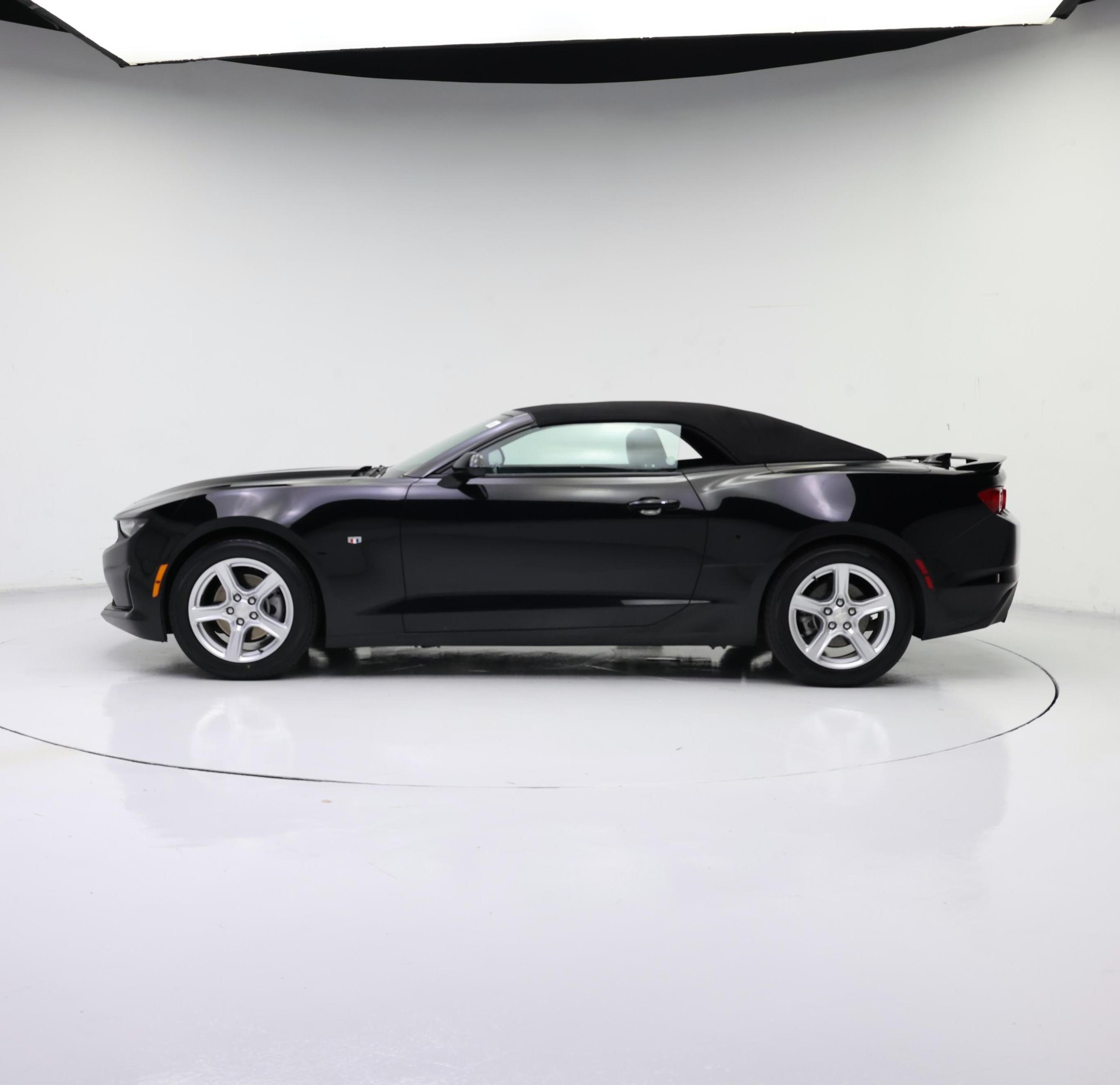 Thumbnail: 2023 Chevrolet Camaro - 3