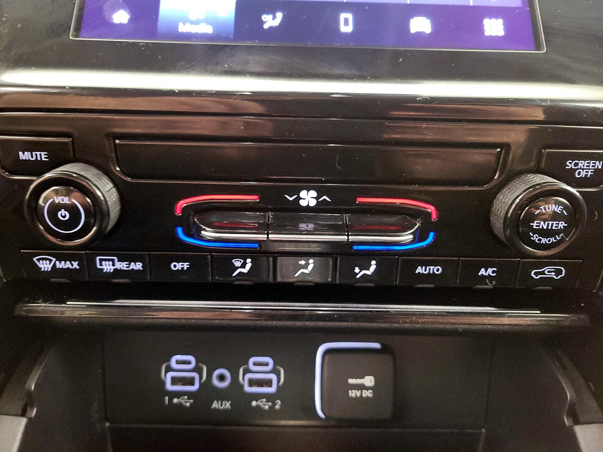 Thumbnail: 2023 Jeep Grand Cherokee - 16