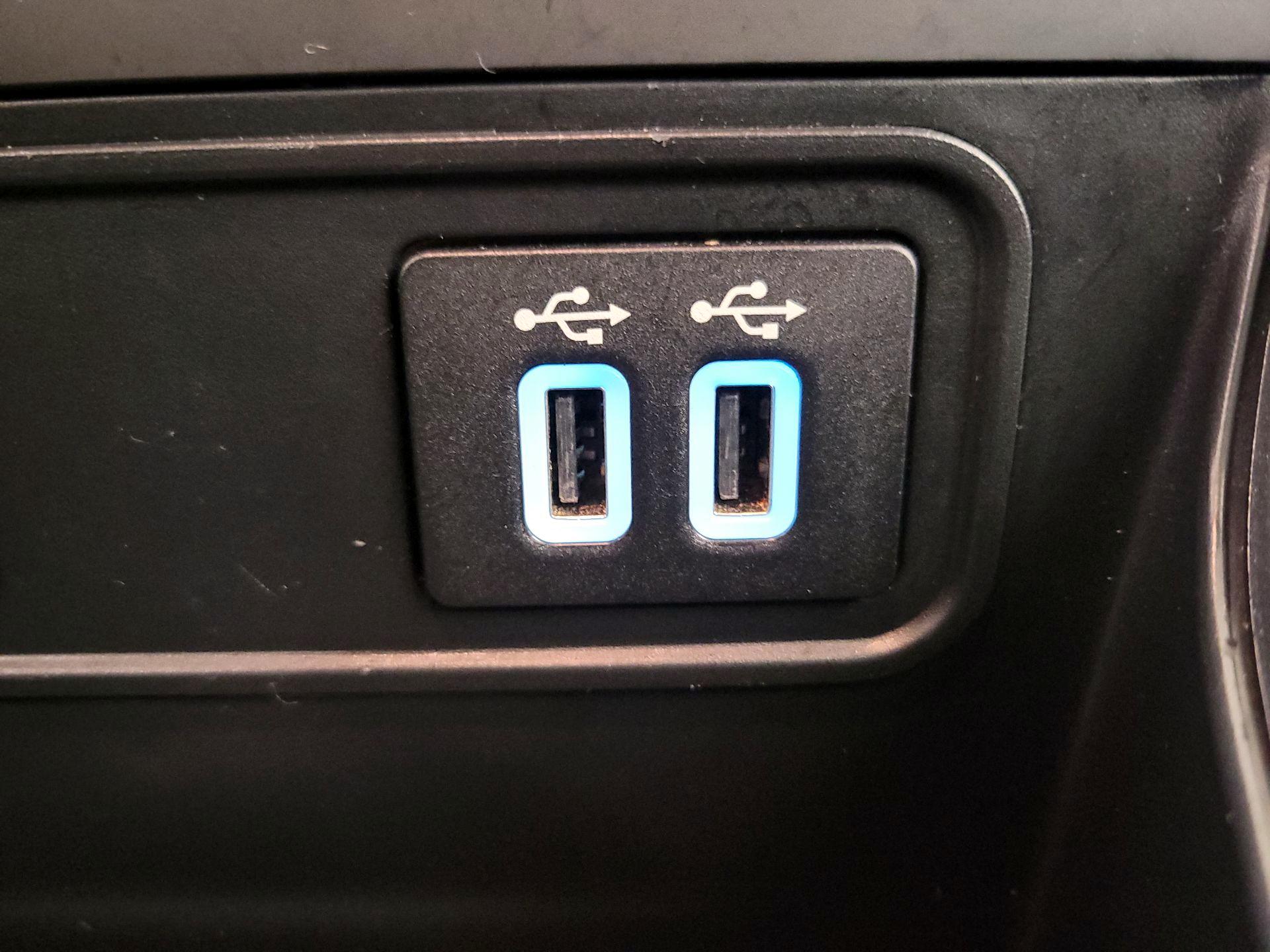 Thumbnail: 2021 Ford EcoSport - 18